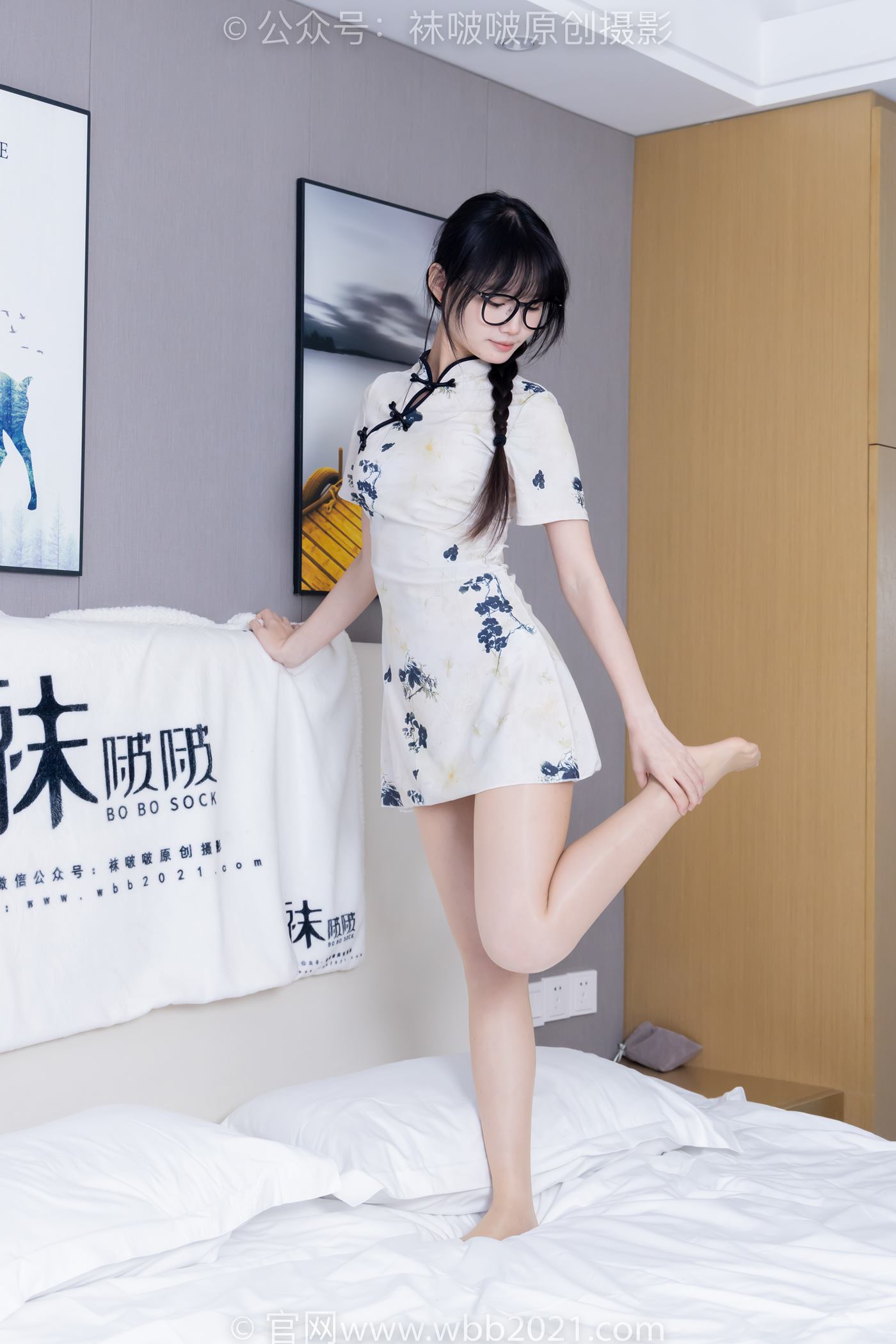 图片[36]-[BoBoSocks袜啵啵]NO.505 甜甜圈-低跟鞋、油亮肉丝、旗袍[140P] – 速更版-美库