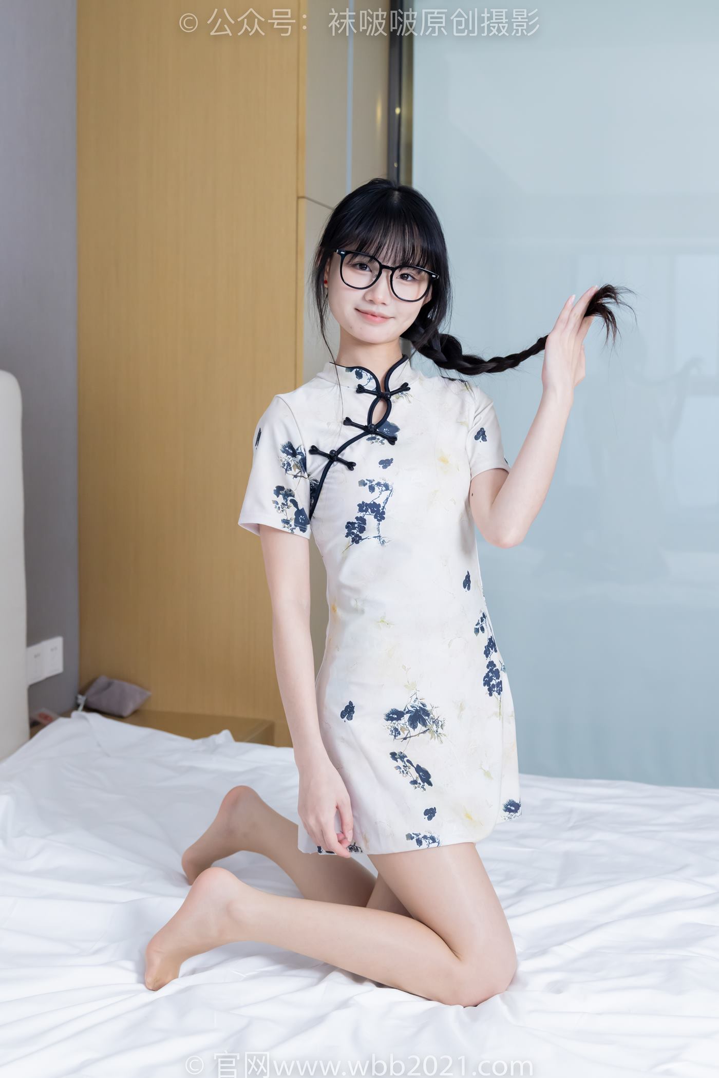 图片[54]-[BoBoSocks袜啵啵]NO.505 甜甜圈-低跟鞋、油亮肉丝、旗袍[140P] – 速更版-美库