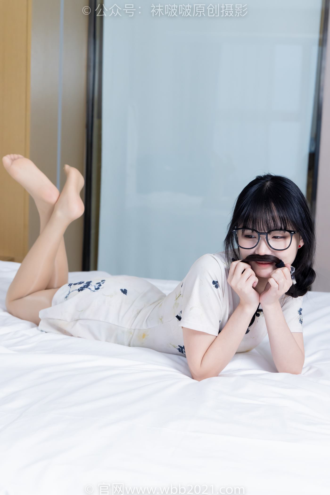 图片[70]-[BoBoSocks袜啵啵]NO.505 甜甜圈-低跟鞋、油亮肉丝、旗袍[140P] – 速更版-美库