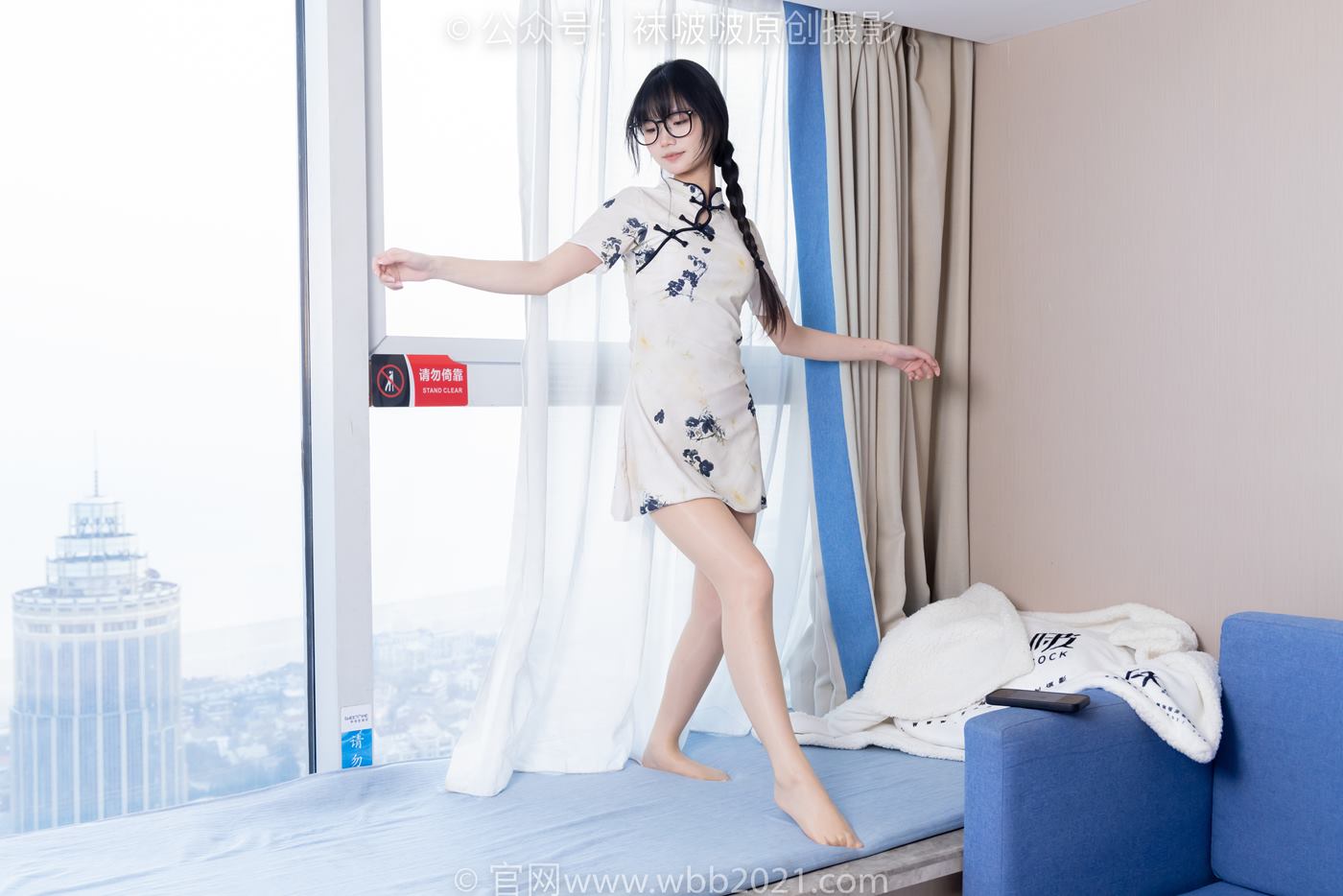 图片[100]-[BoBoSocks袜啵啵]NO.505 甜甜圈-低跟鞋、油亮肉丝、旗袍[140P] – 速更版-美库