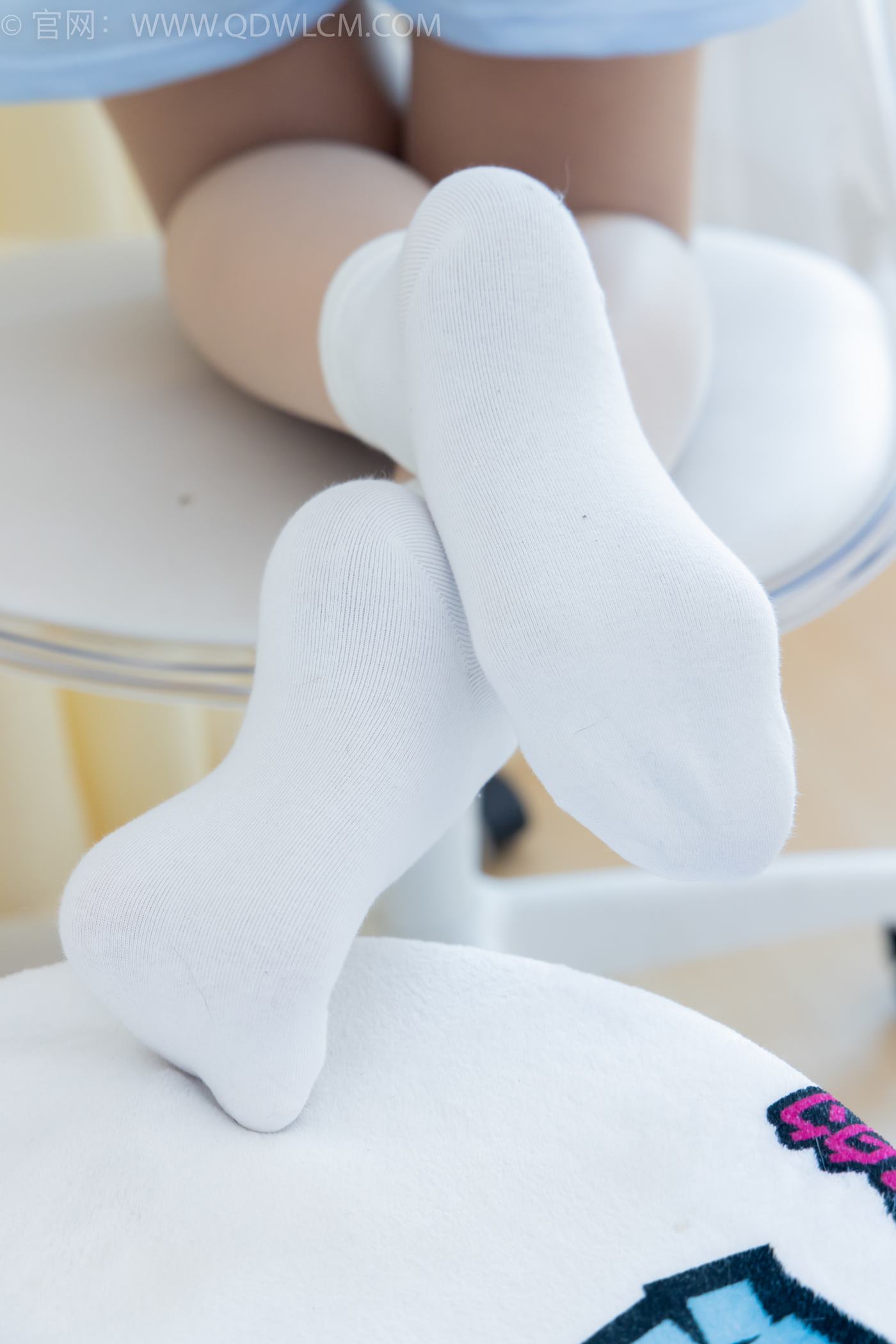 图片[55]-物恋传媒 NO.2250 岚岚-板鞋、白棉袜、薄肉丝、老头乐挠脚剧情[126P] – 速更版-美库