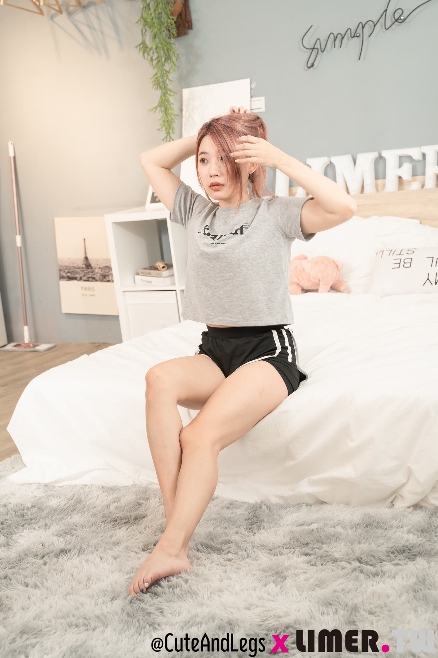 图片[71]-Limerence原创 NO.096 Shine 真理裤特辑之危险边缘！小只马Shine 筋开腰软秀裸足[100P] – 速更版-美库