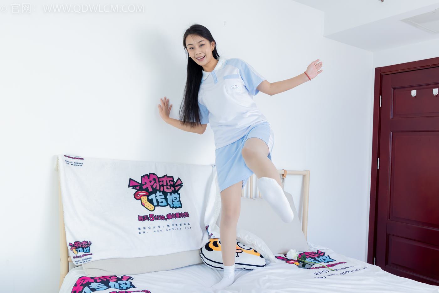 图片[69]-物恋传媒 NO.2250 岚岚-板鞋、白棉袜、薄肉丝、老头乐挠脚剧情[126P] – 速更版-美库