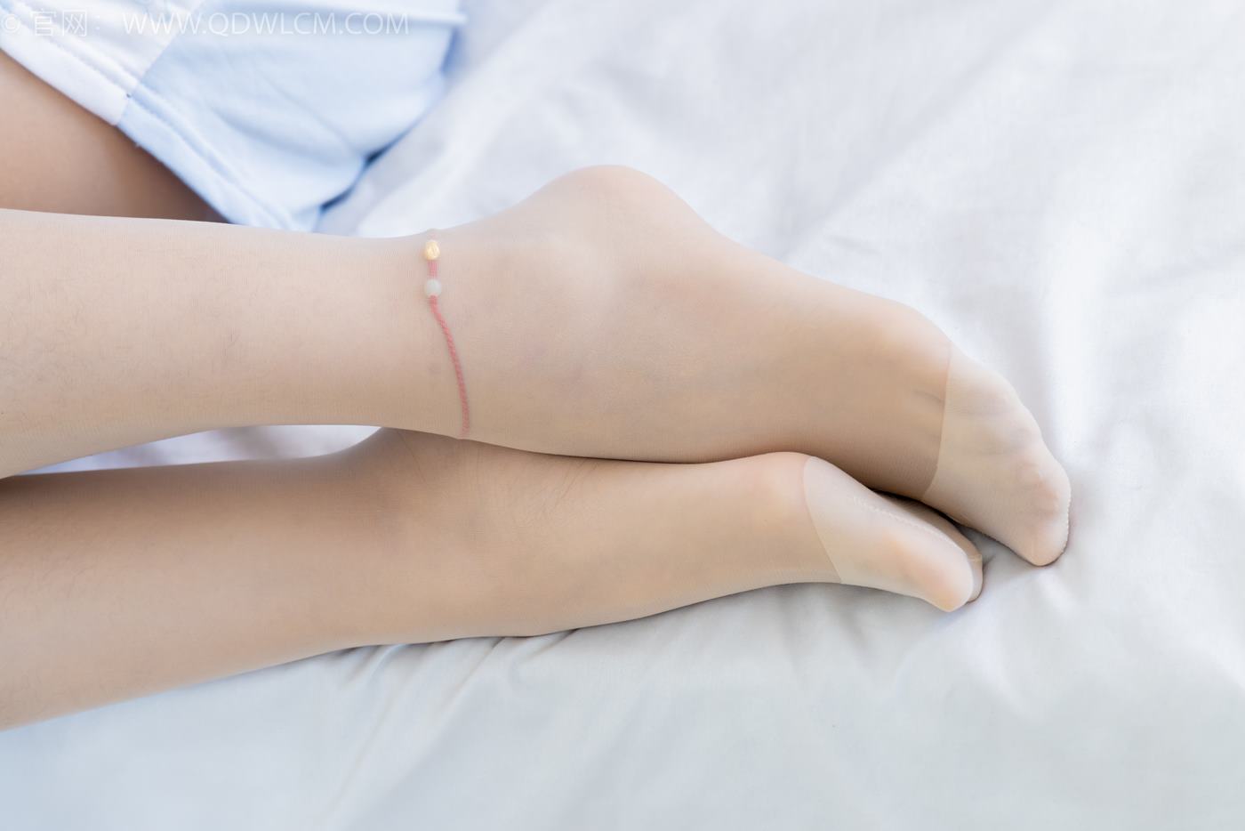 图片[101]-物恋传媒 NO.2250 岚岚-板鞋、白棉袜、薄肉丝、老头乐挠脚剧情[126P] – 速更版-美库