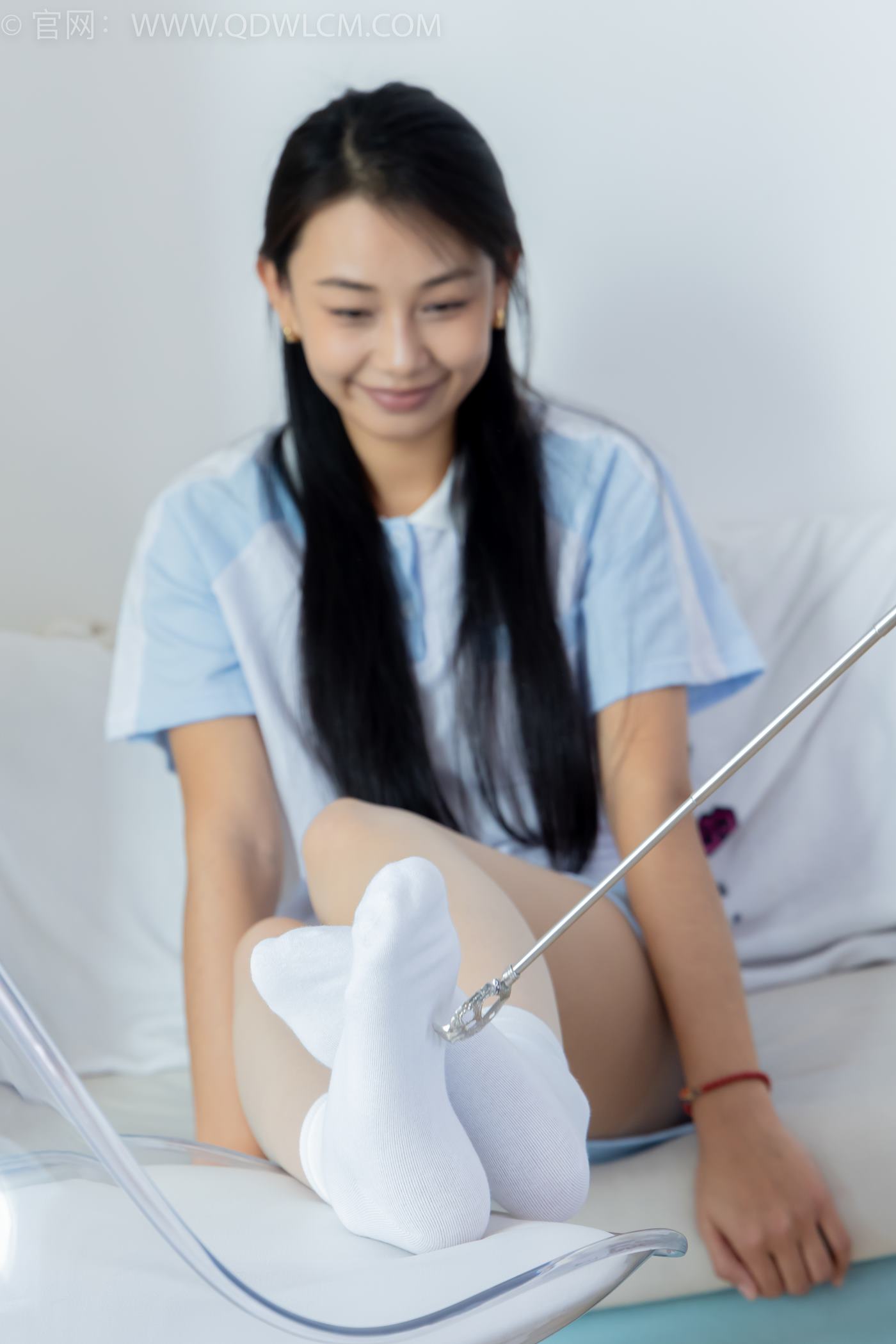 图片[127]-物恋传媒 NO.2250 岚岚-板鞋、白棉袜、薄肉丝、老头乐挠脚剧情[126P] – 速更版-美库