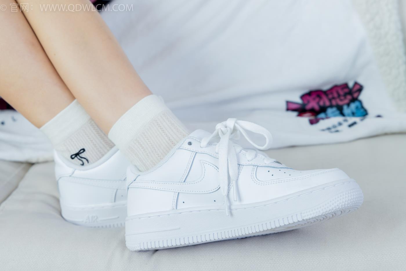 图片[24]-物恋传媒 NO.2252 泛泛-板鞋、白棉袜、裸足[123P] – 速更版-美库