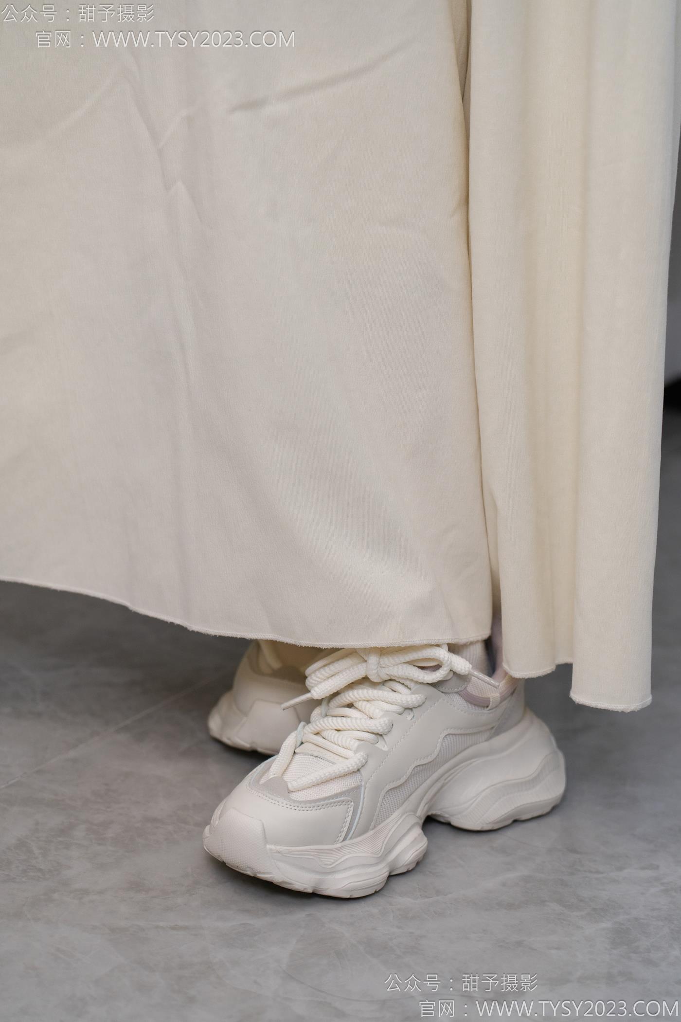 图片[12]-甜予摄影 NO.125 丹丹-运动鞋、白棉袜、裸足[114P] – 速更版-美库