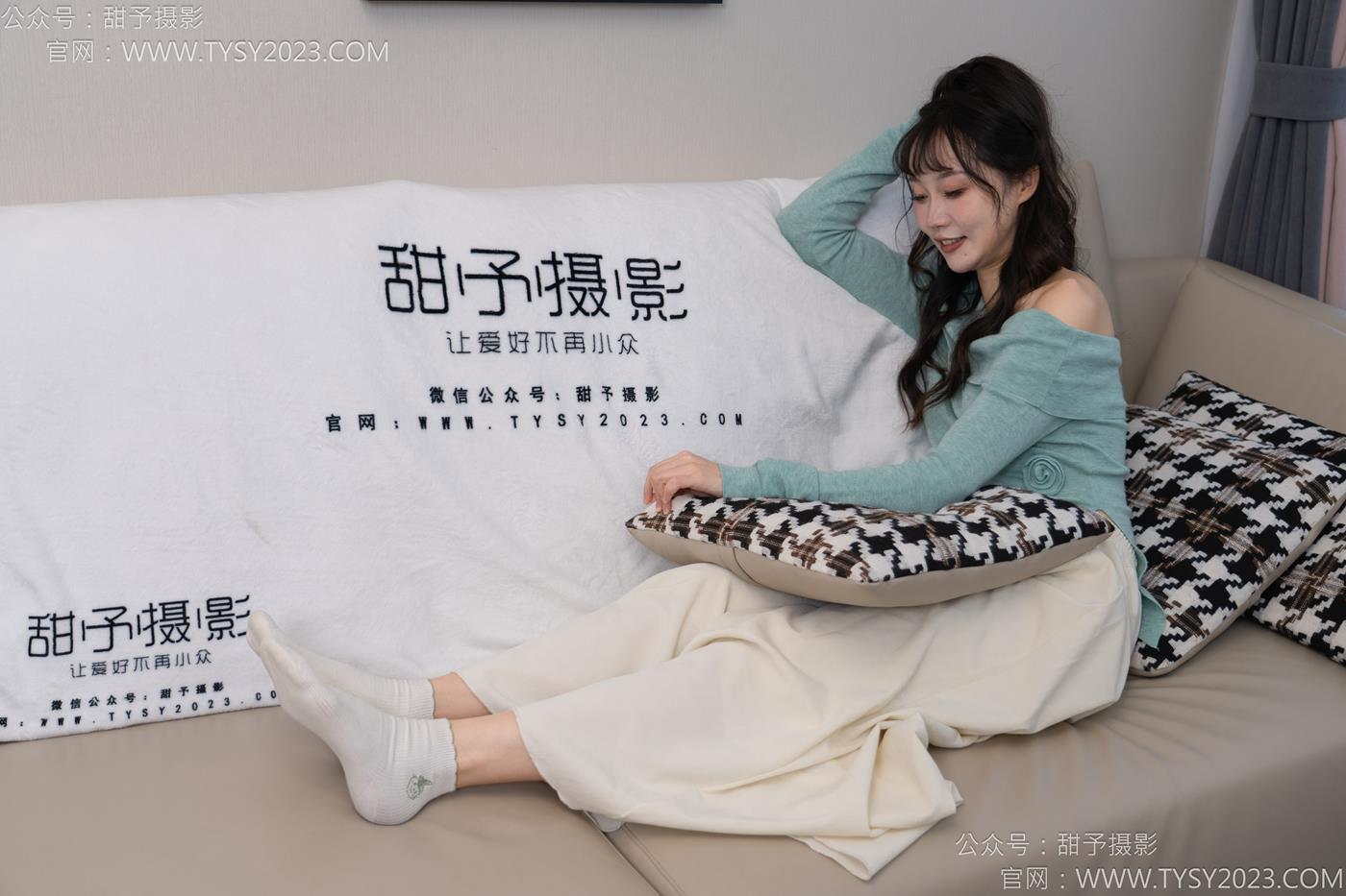 图片[38]-甜予摄影 NO.125 丹丹-运动鞋、白棉袜、裸足[114P] – 速更版-美库