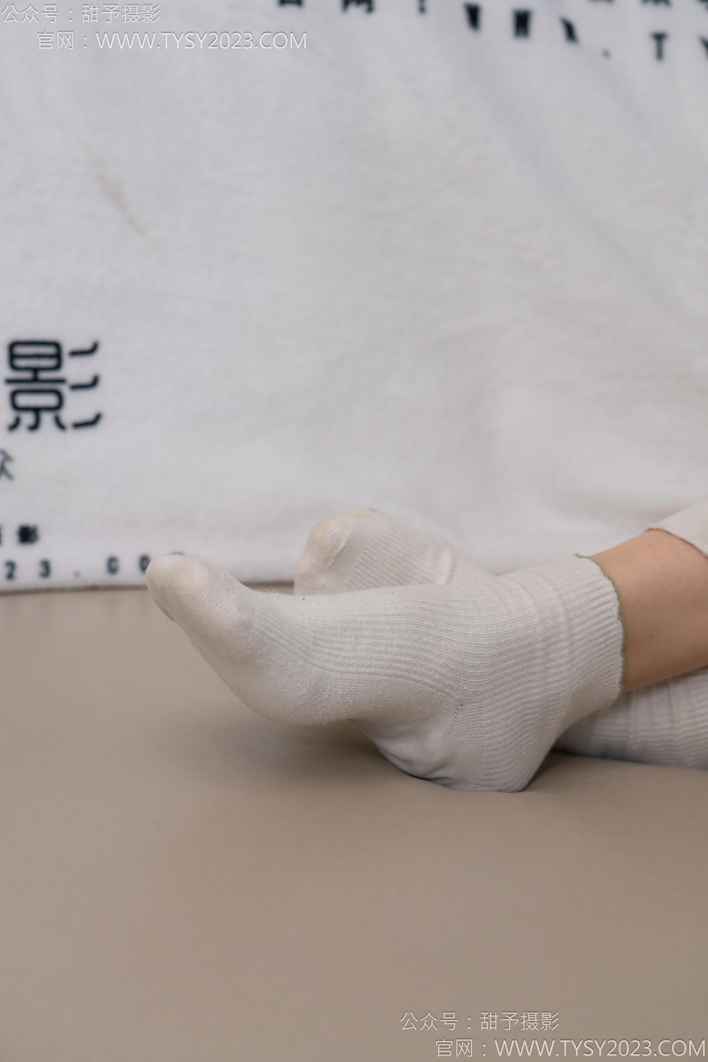 图片[49]-甜予摄影 NO.125 丹丹-运动鞋、白棉袜、裸足[114P] – 速更版-美库