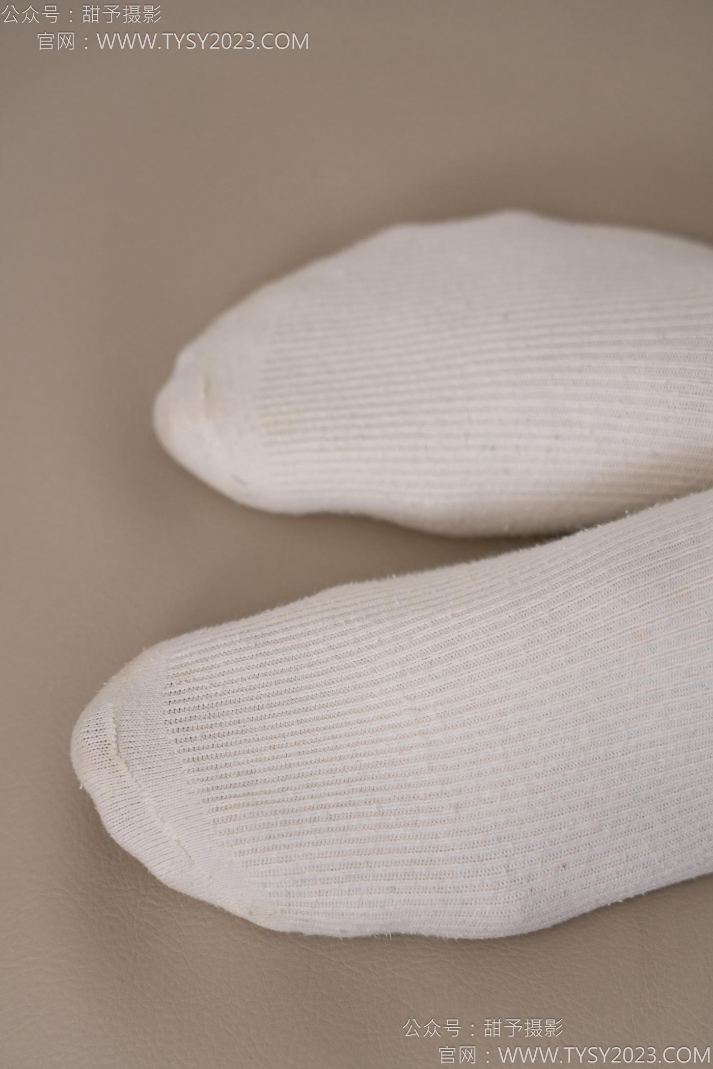 图片[66]-甜予摄影 NO.125 丹丹-运动鞋、白棉袜、裸足[114P] – 速更版-美库