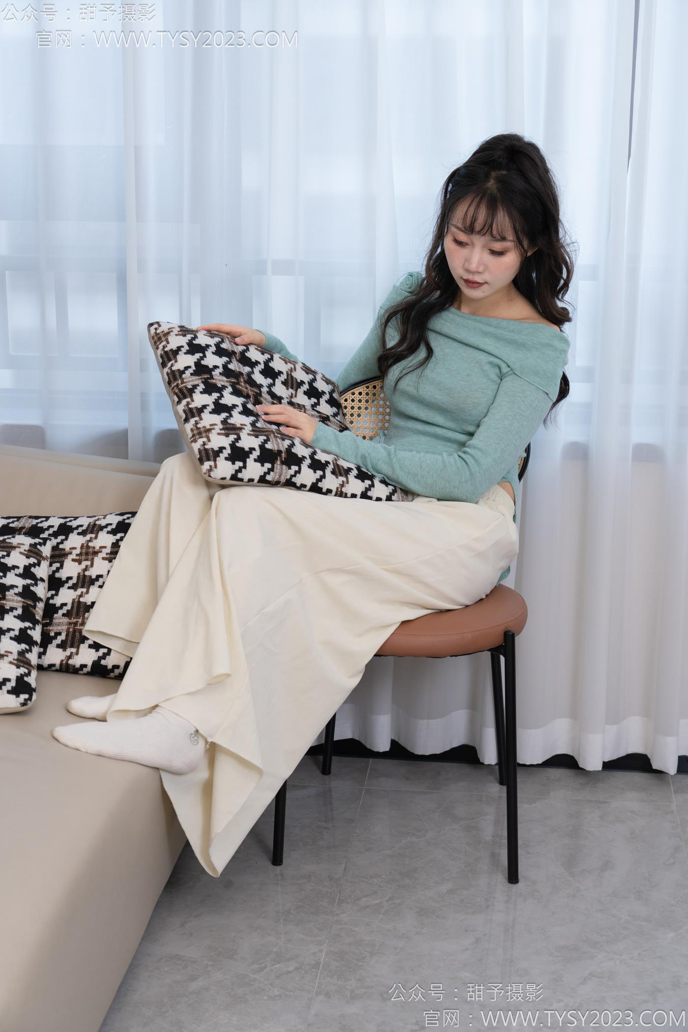 图片[68]-甜予摄影 NO.125 丹丹-运动鞋、白棉袜、裸足[114P] – 速更版-美库