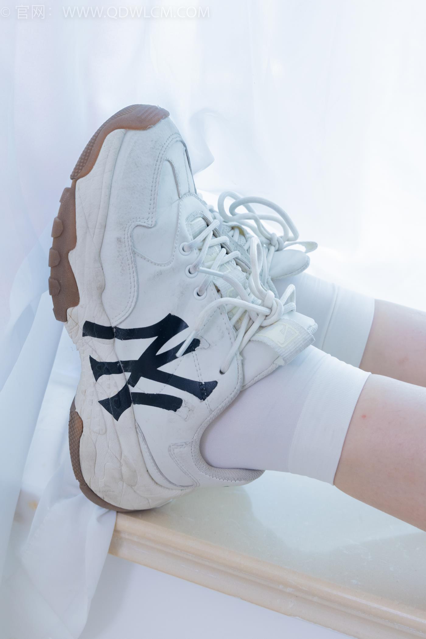 图片[29]-物恋传媒 NO.2253 纱纱-运动鞋、自然穿脏白棉袜[138P] – 速更版-美库