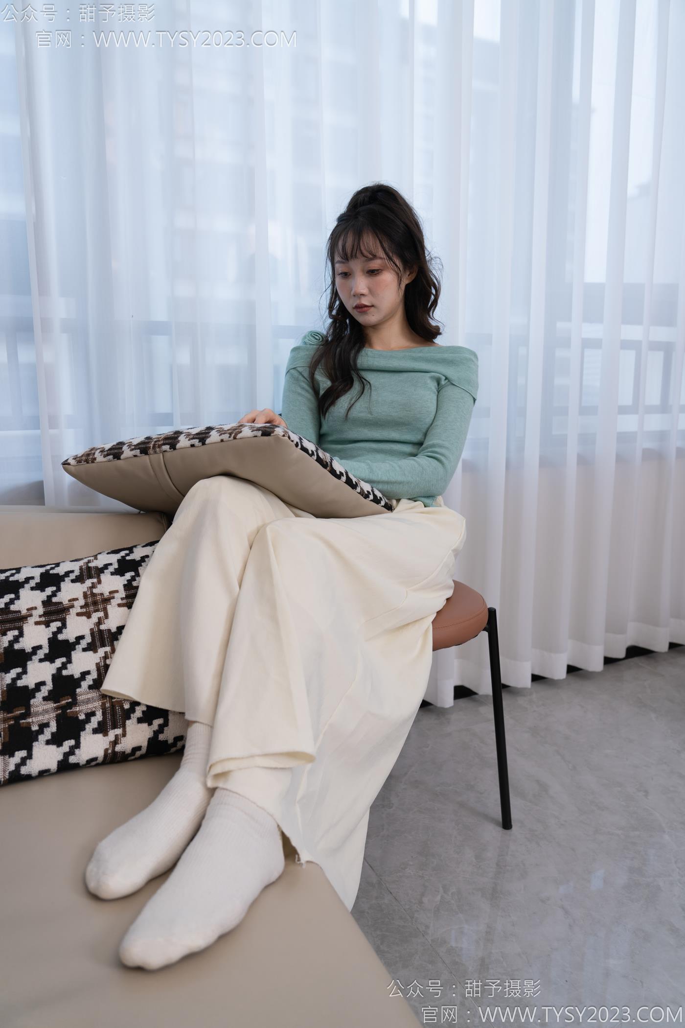 图片[74]-甜予摄影 NO.125 丹丹-运动鞋、白棉袜、裸足[114P] – 速更版-美库