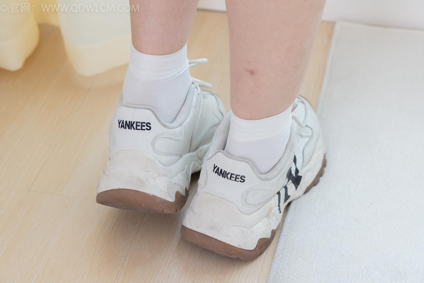图片[43]-物恋传媒 NO.2253 纱纱-运动鞋、自然穿脏白棉袜[138P] – 速更版-美库