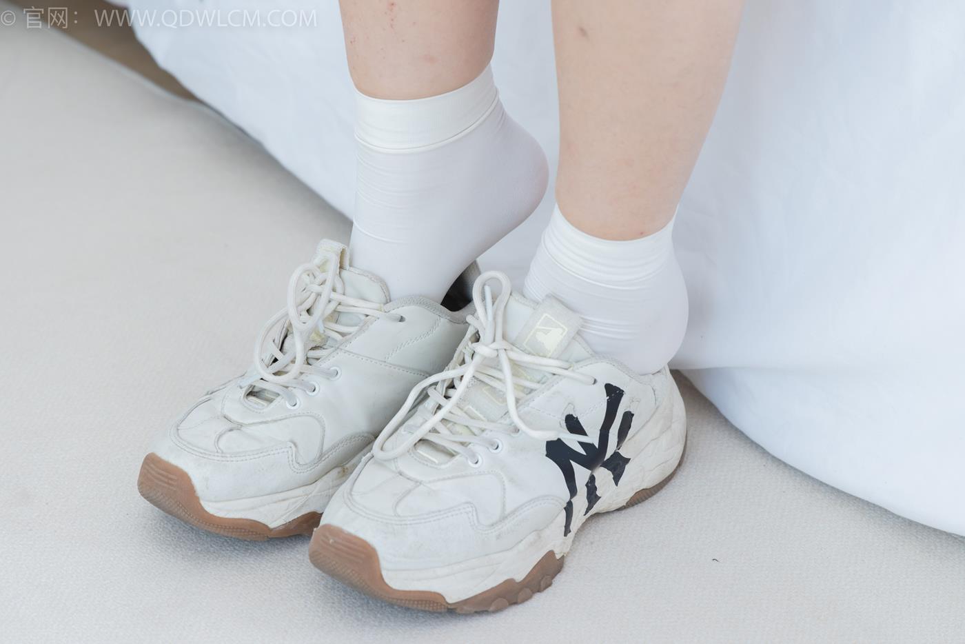 图片[46]-物恋传媒 NO.2253 纱纱-运动鞋、自然穿脏白棉袜[138P] – 速更版-美库