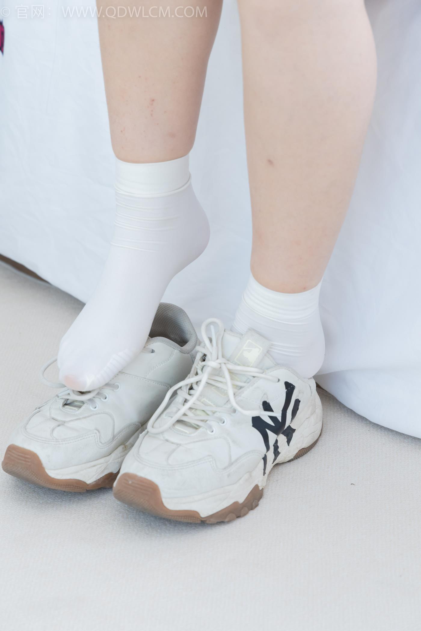 图片[47]-物恋传媒 NO.2253 纱纱-运动鞋、自然穿脏白棉袜[138P] – 速更版-美库