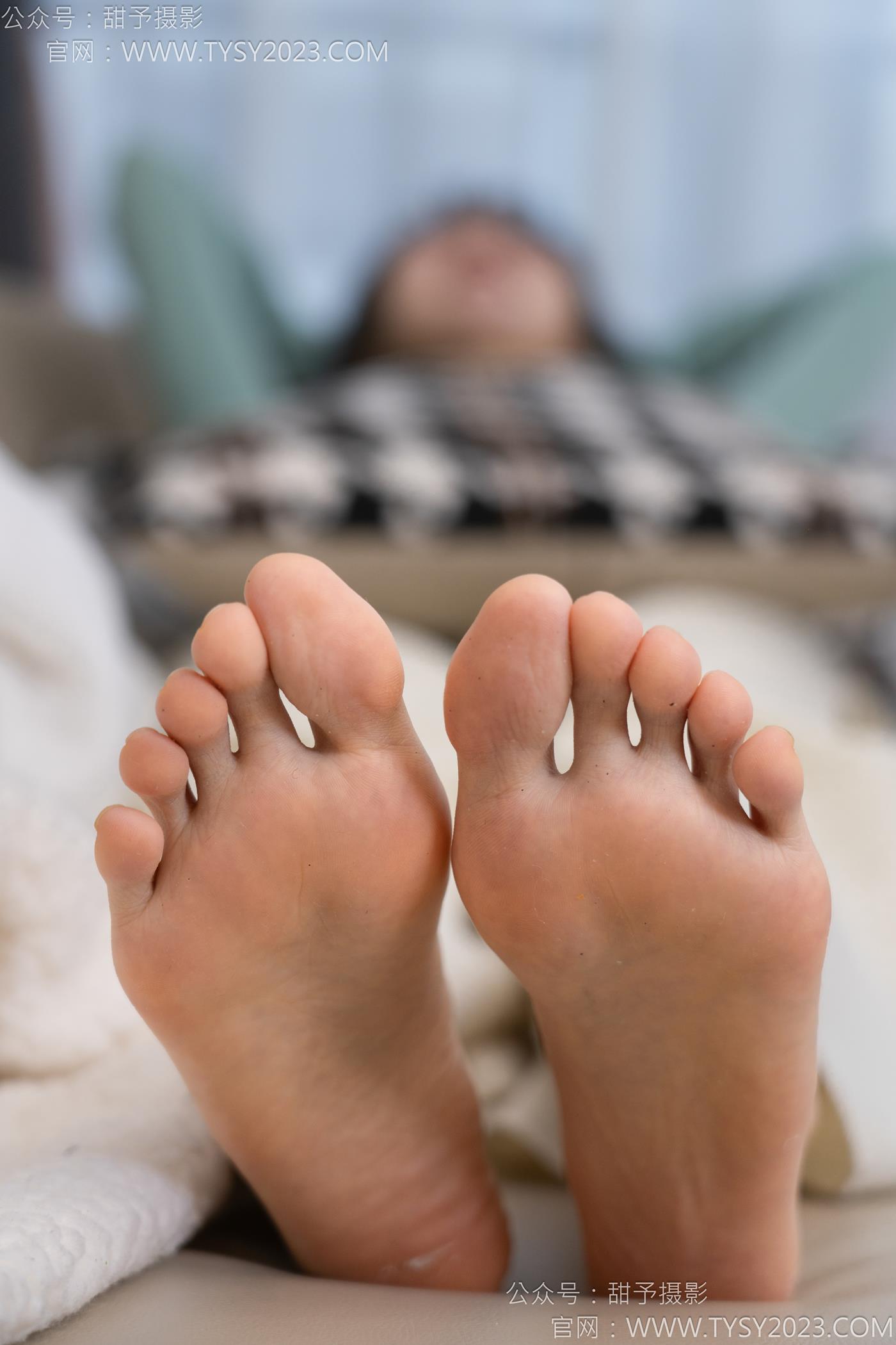 图片[98]-甜予摄影 NO.125 丹丹-运动鞋、白棉袜、裸足[114P] – 速更版-美库