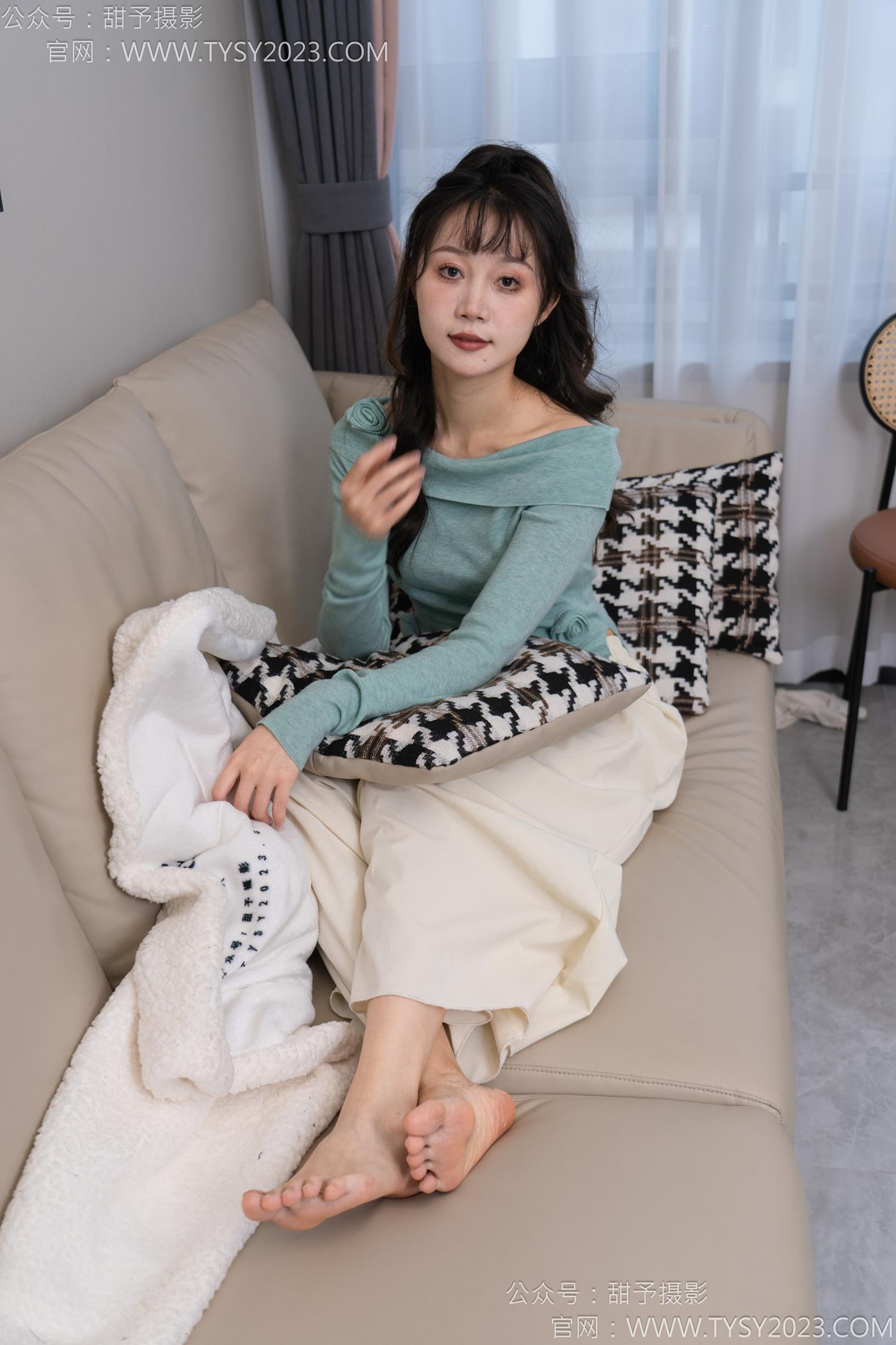 图片[113]-甜予摄影 NO.125 丹丹-运动鞋、白棉袜、裸足[114P] – 速更版-美库