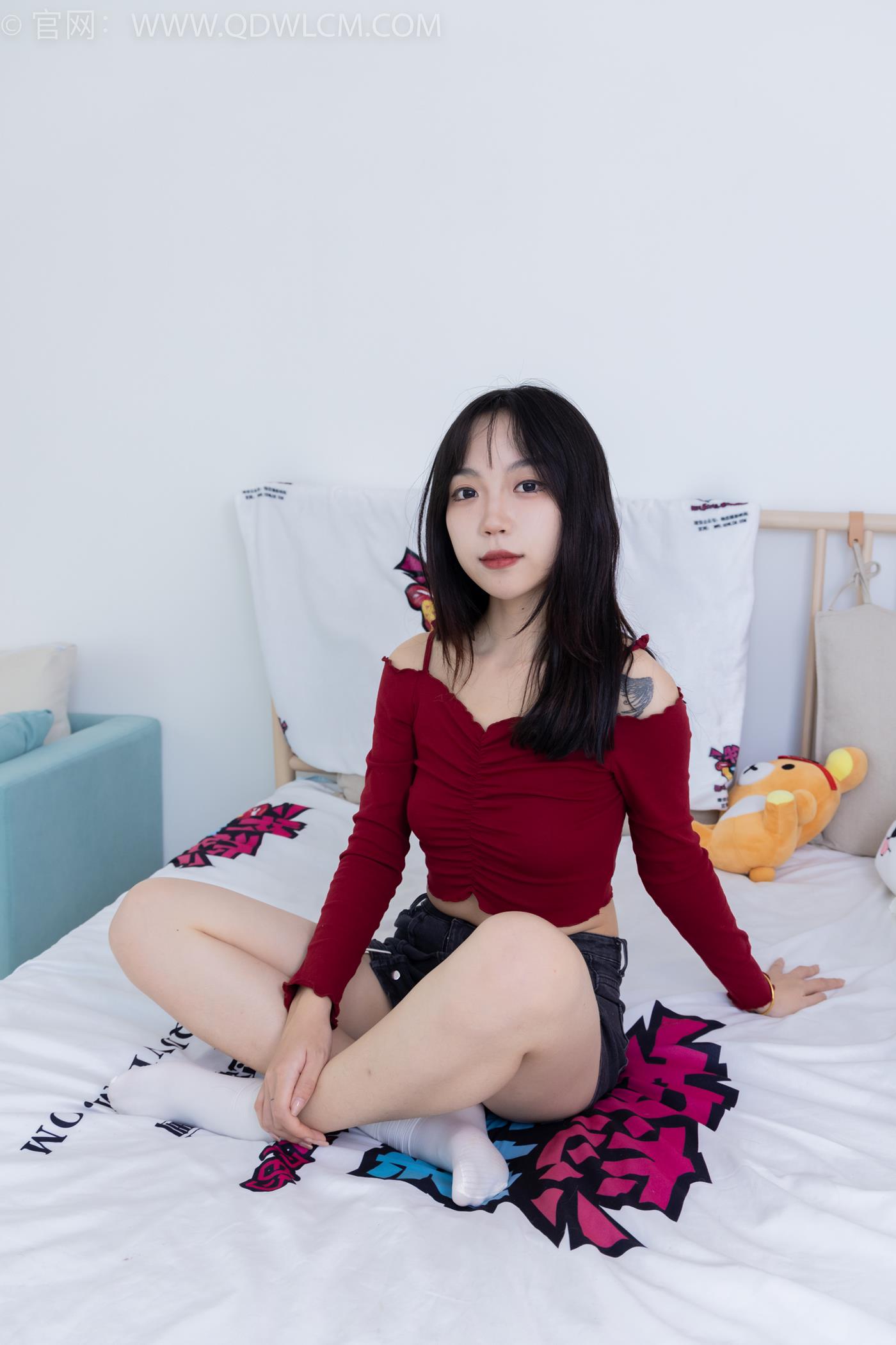 图片[126]-物恋传媒 NO.2253 纱纱-运动鞋、自然穿脏白棉袜[138P] – 速更版-美库