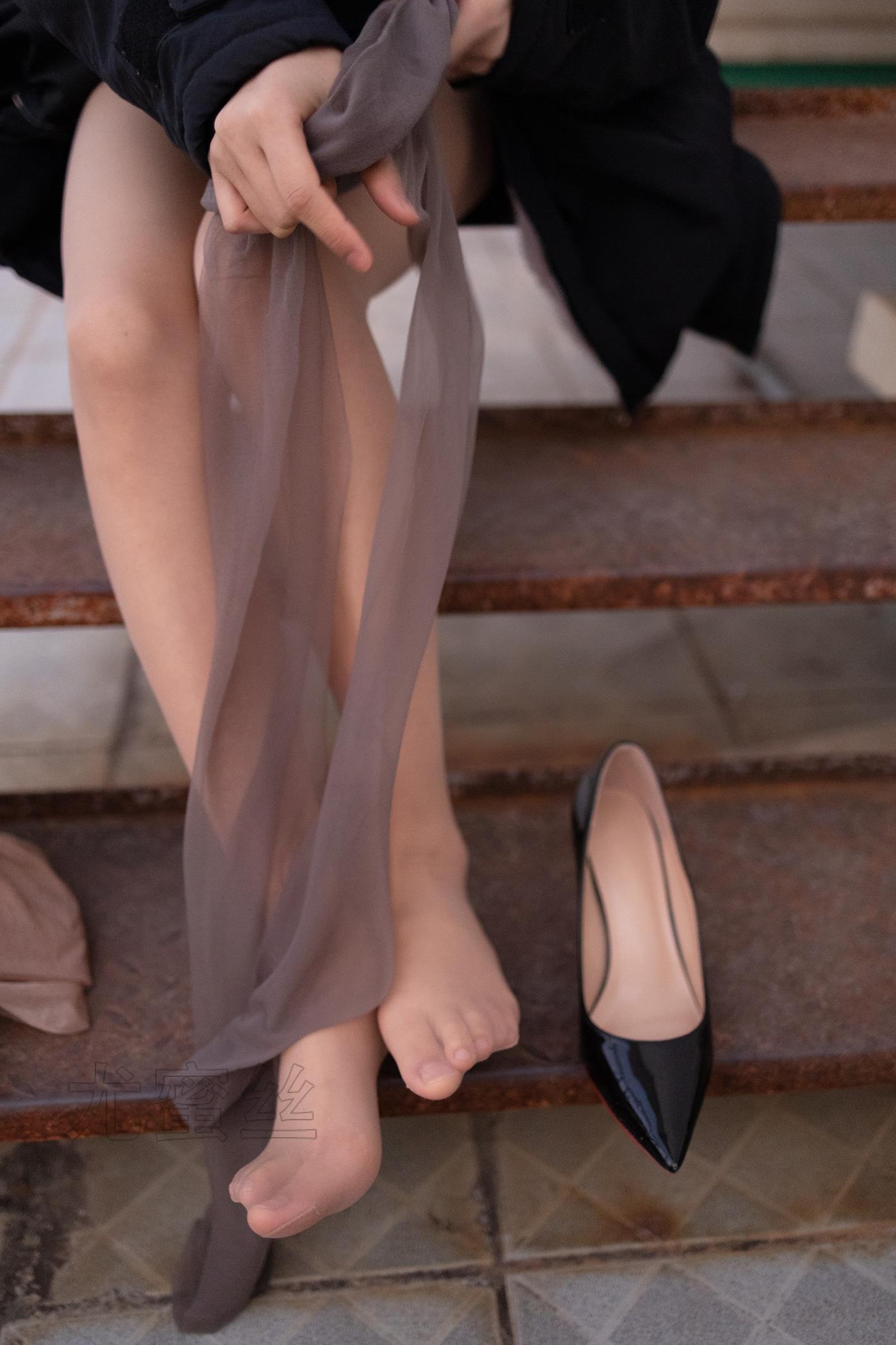 图片[33]-[尤蜜丝]穿搭写真 NO.136[61P] – 速更版-美库