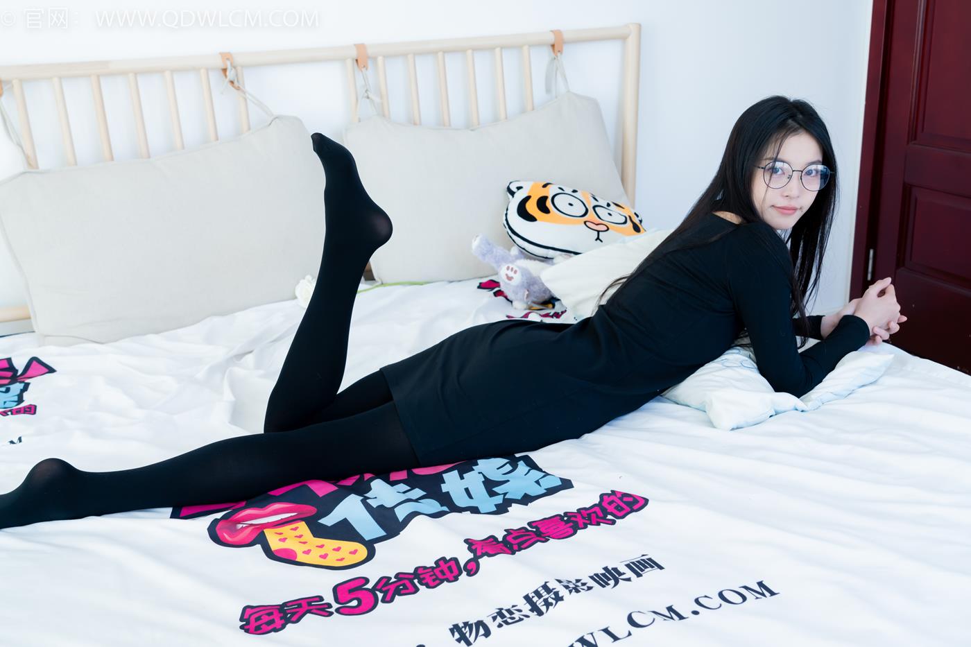 图片[48]-物恋传媒 NO.2256 茯苓-平底鞋、厚肉丝、厚黑丝、皮筋绑脚和挠脚心剧情[139P] – 速更版-美库