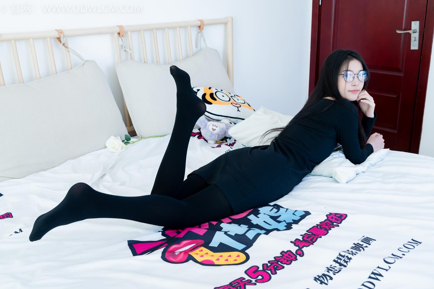 图片[49]-物恋传媒 NO.2256 茯苓-平底鞋、厚肉丝、厚黑丝、皮筋绑脚和挠脚心剧情[139P] – 速更版-美库