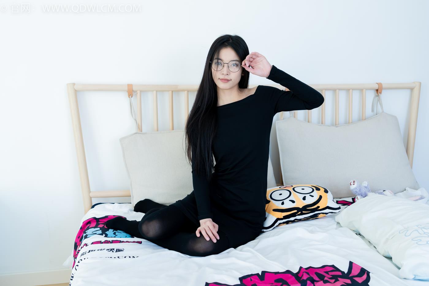 图片[97]-物恋传媒 NO.2256 茯苓-平底鞋、厚肉丝、厚黑丝、皮筋绑脚和挠脚心剧情[139P] – 速更版-美库