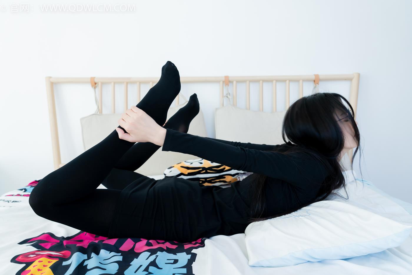 图片[112]-物恋传媒 NO.2256 茯苓-平底鞋、厚肉丝、厚黑丝、皮筋绑脚和挠脚心剧情[139P] – 速更版-美库