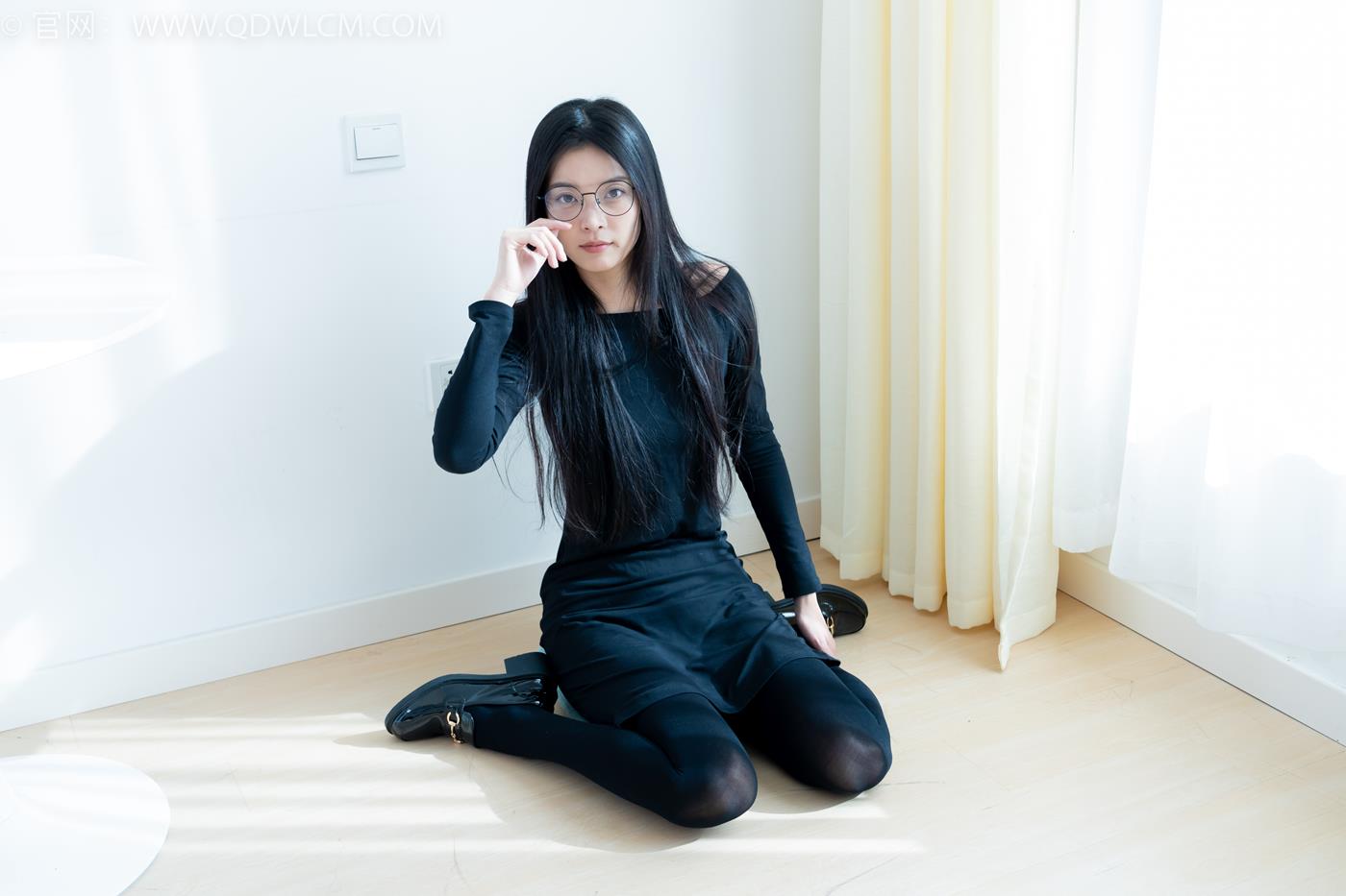 图片[117]-物恋传媒 NO.2256 茯苓-平底鞋、厚肉丝、厚黑丝、皮筋绑脚和挠脚心剧情[139P] – 速更版-美库