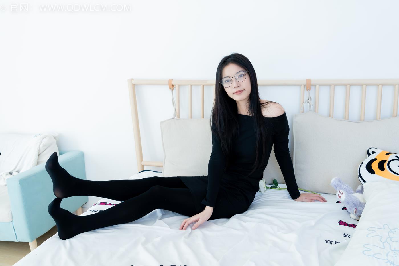 图片[118]-物恋传媒 NO.2256 茯苓-平底鞋、厚肉丝、厚黑丝、皮筋绑脚和挠脚心剧情[139P] – 速更版-美库