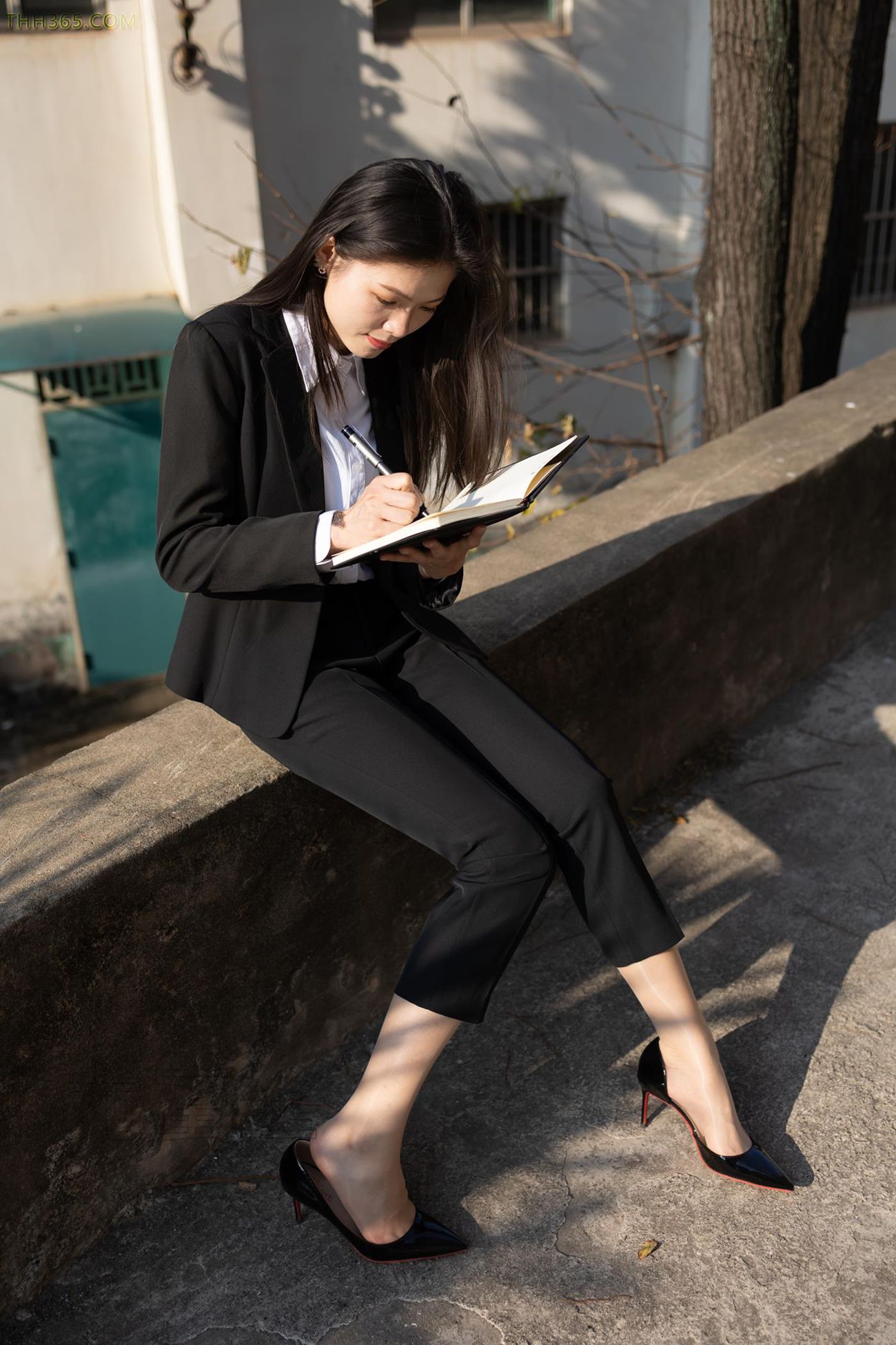 图片[22]-[尤蜜丝]穿搭写真 NO.137[100P] – 速更版-美库