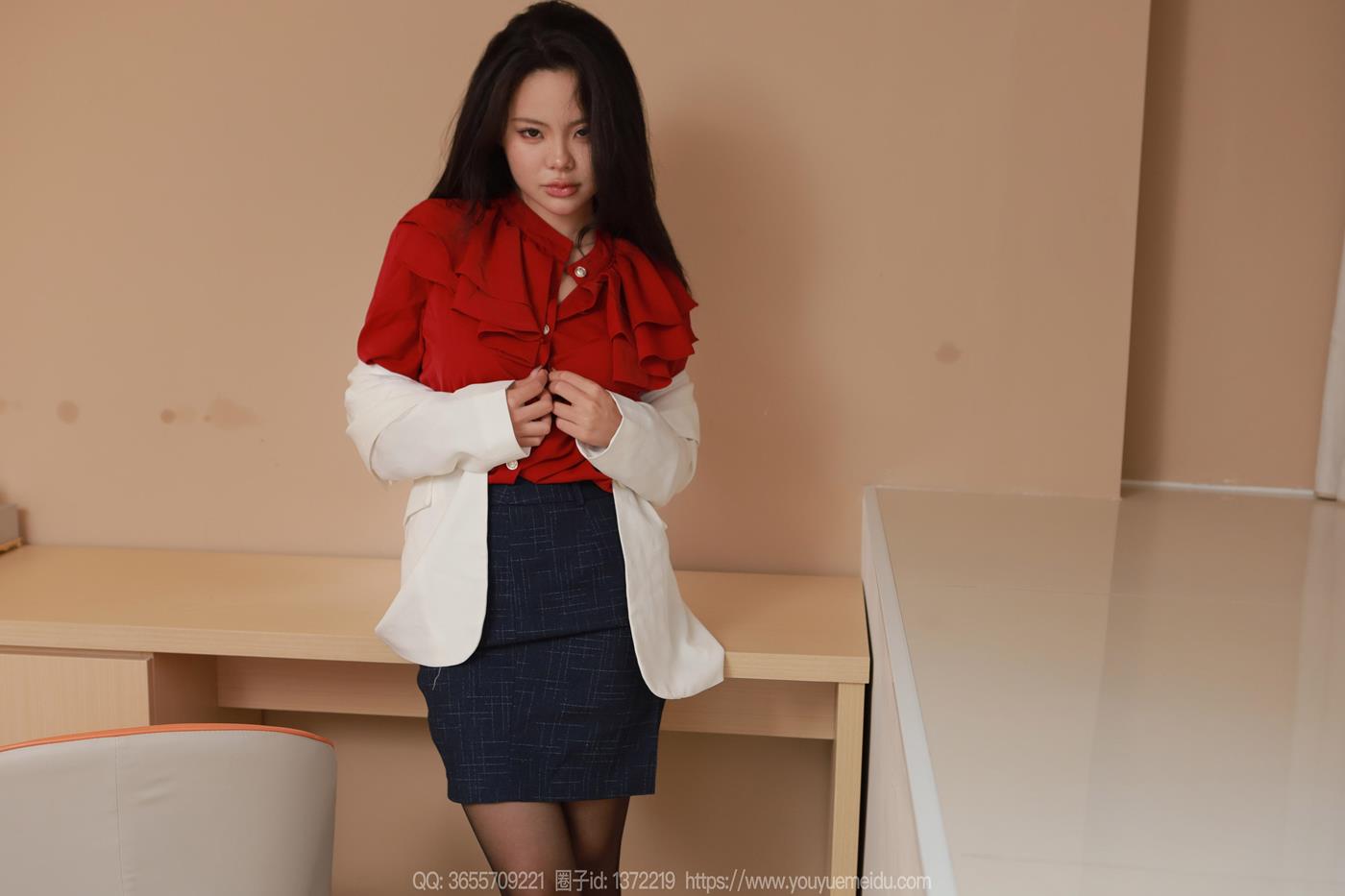 图片[86]-[IESS异思趣向] 2025.02.06 丝享家1970：兔兔《白衣黑丝》[88P] – 速更版-美库