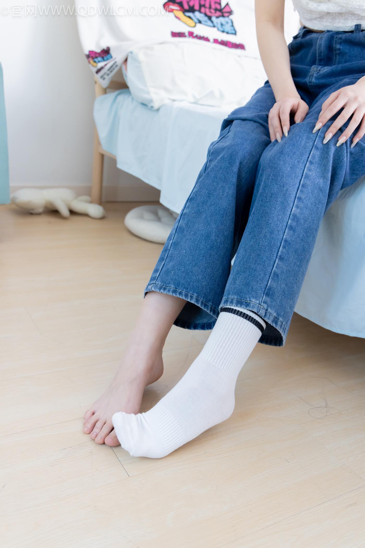 图片[25]-物恋传媒 NO.2258 嘟嘟-板鞋、白棉袜、裸足[134P] – 速更版-美库