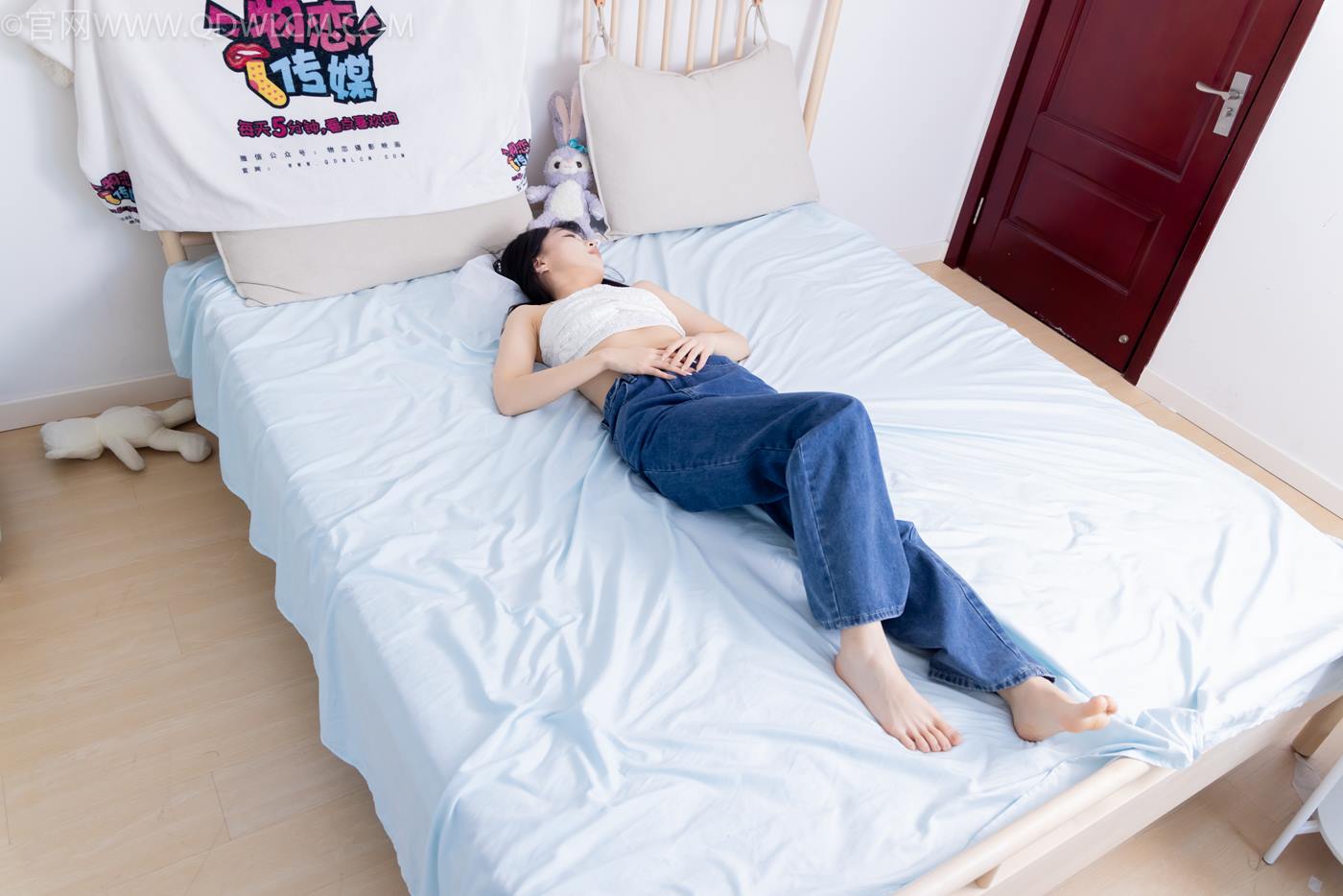 图片[87]-物恋传媒 NO.2258 嘟嘟-板鞋、白棉袜、裸足[134P] – 速更版-美库