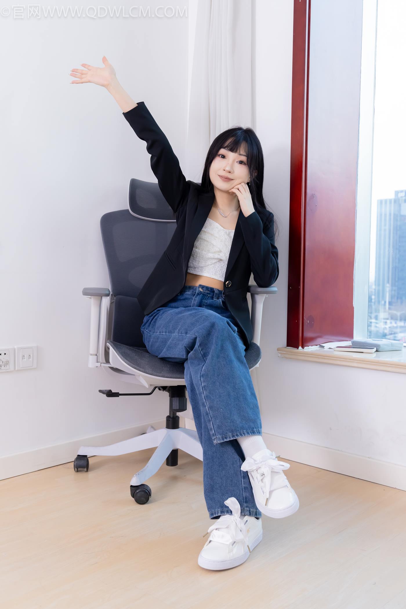 图片[111]-物恋传媒 NO.2258 嘟嘟-板鞋、白棉袜、裸足[134P] – 速更版-美库