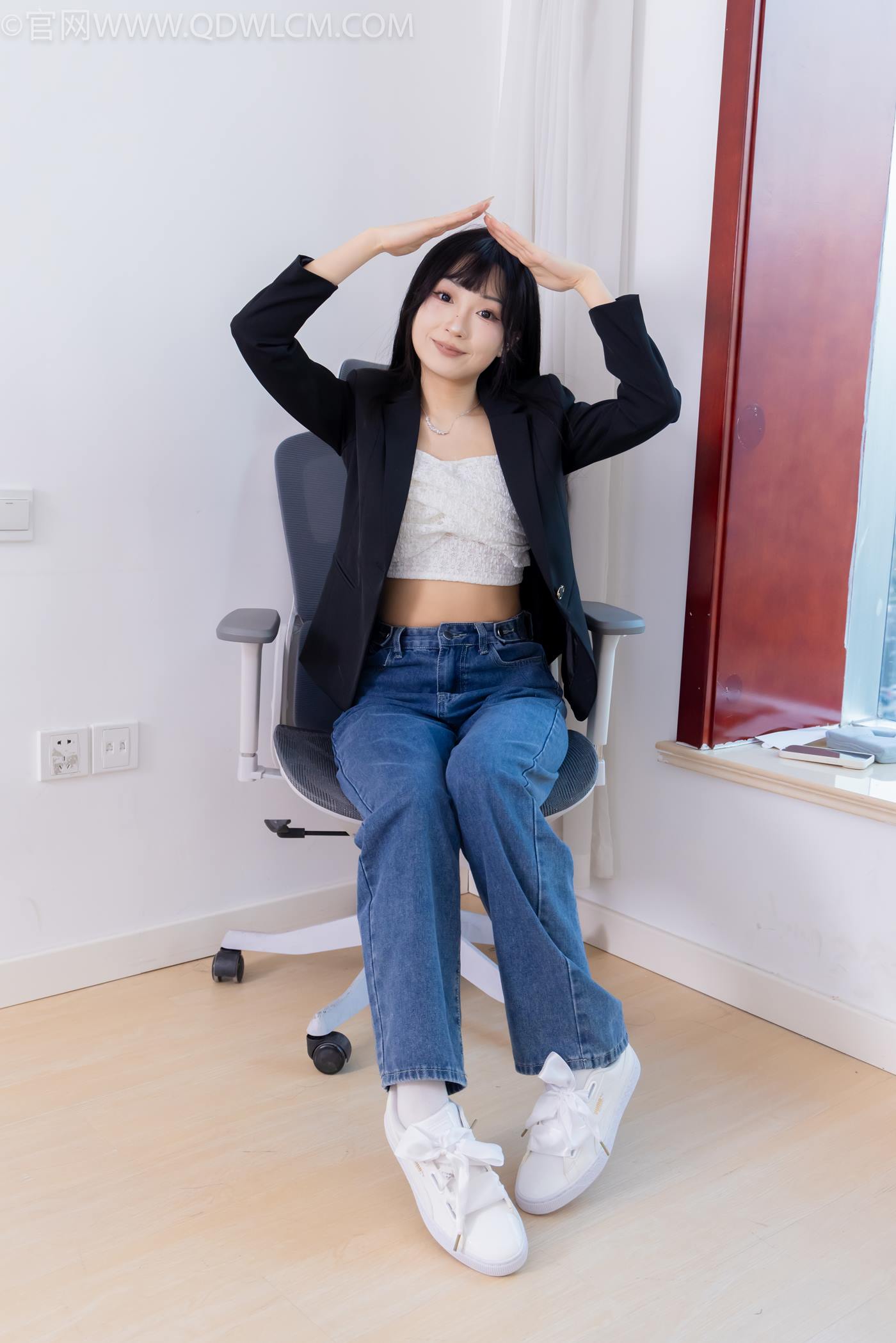 图片[113]-物恋传媒 NO.2258 嘟嘟-板鞋、白棉袜、裸足[134P] – 速更版-美库