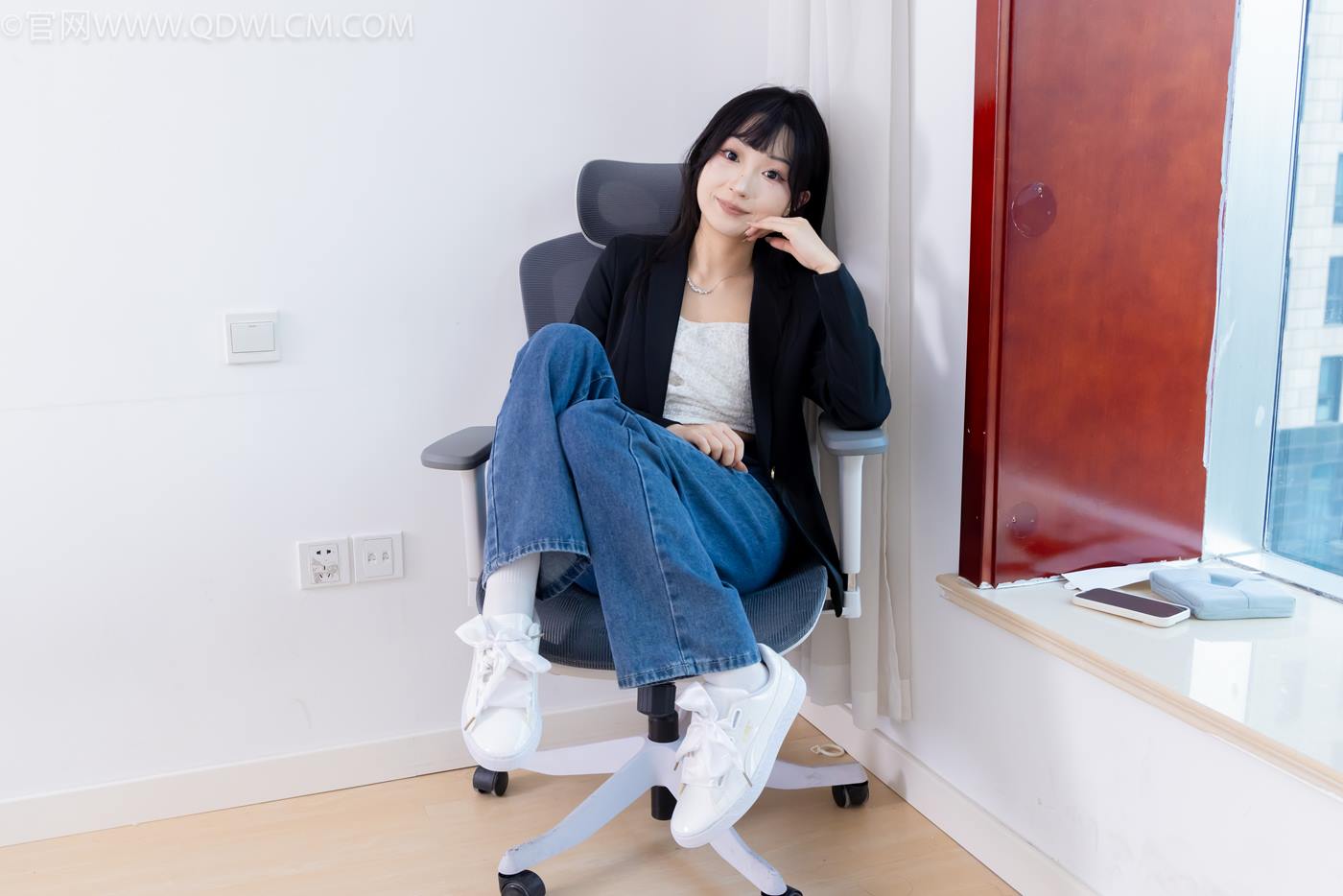 图片[123]-物恋传媒 NO.2258 嘟嘟-板鞋、白棉袜、裸足[134P] – 速更版-美库