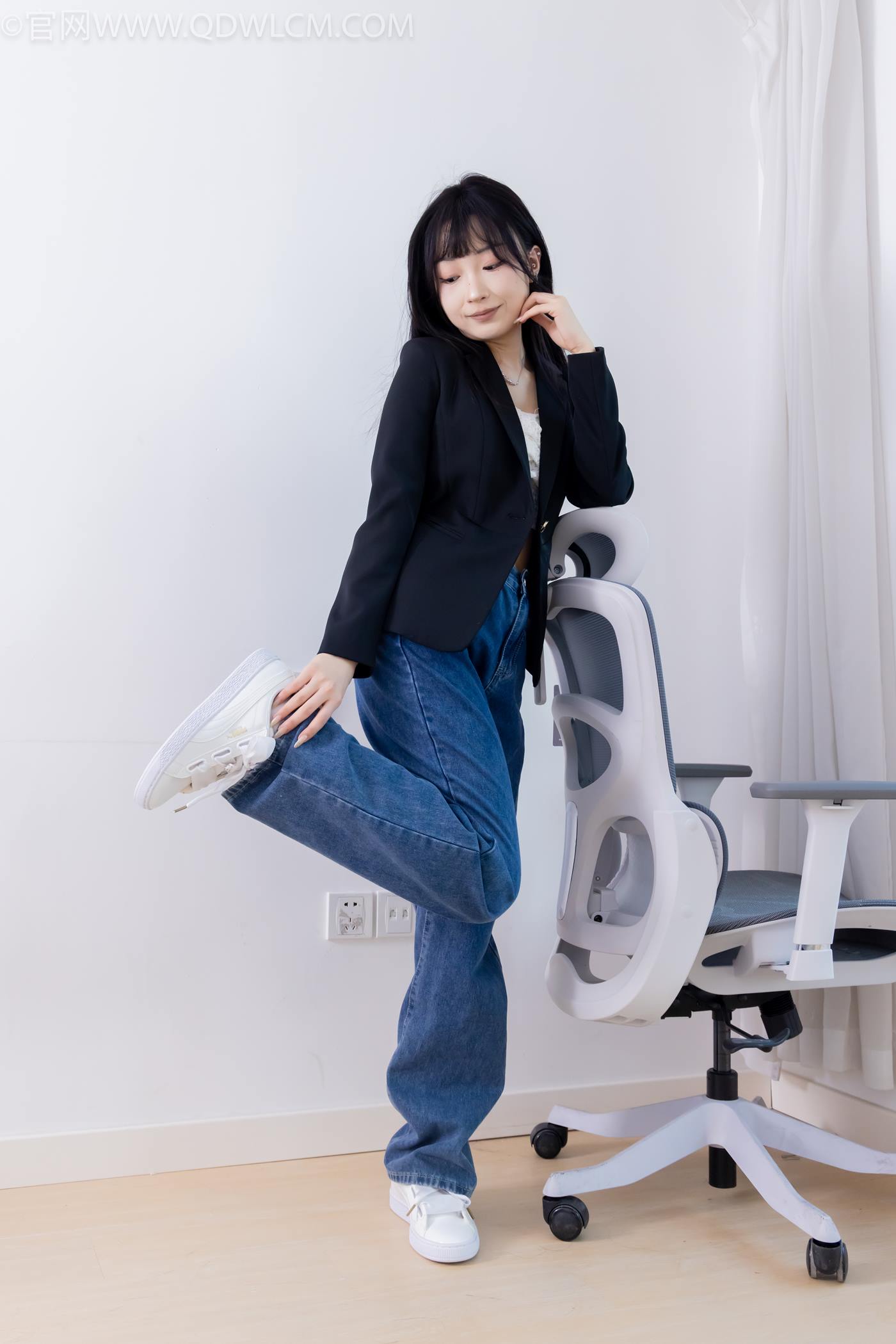 图片[133]-物恋传媒 NO.2258 嘟嘟-板鞋、白棉袜、裸足[134P] – 速更版-美库