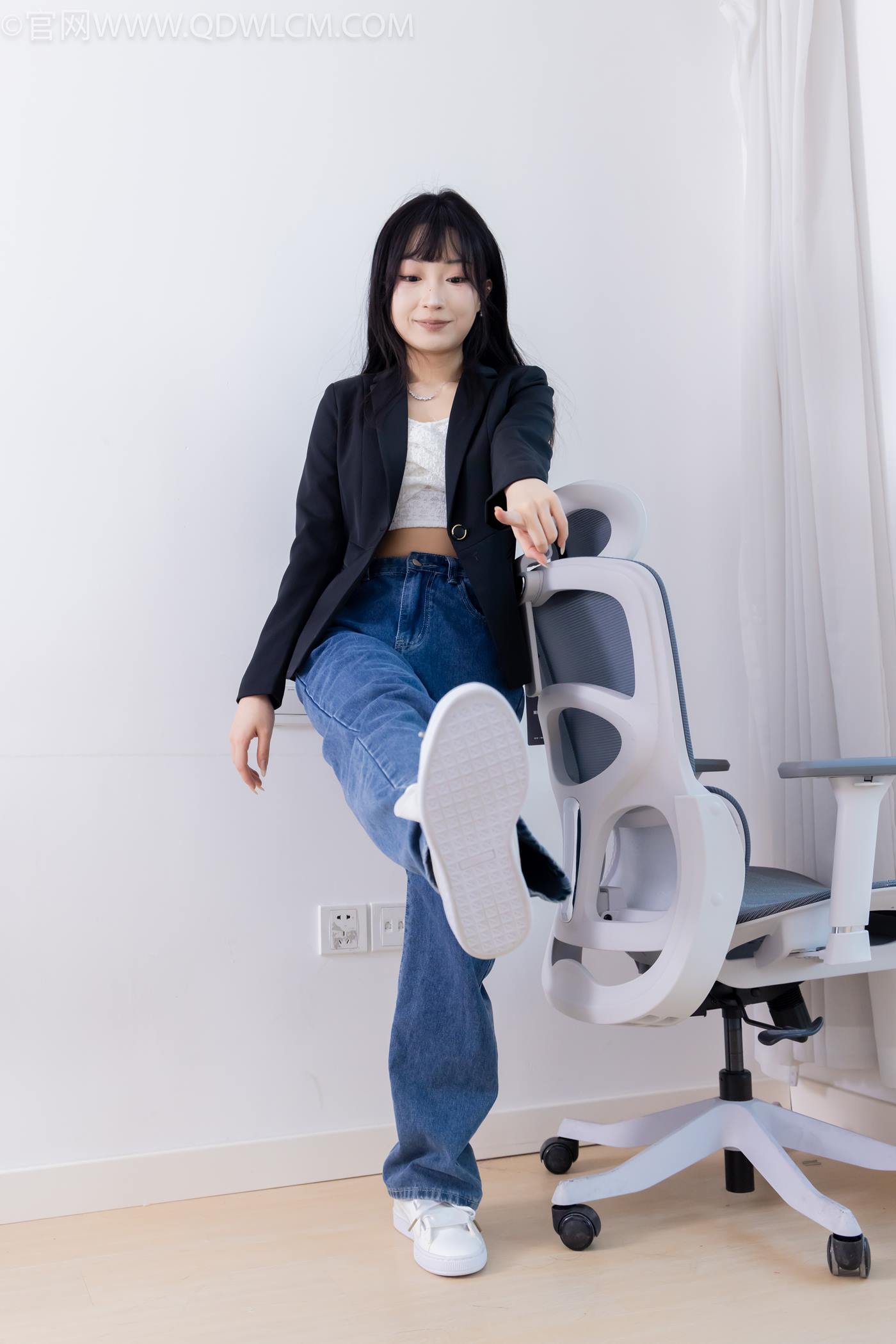 图片[134]-物恋传媒 NO.2258 嘟嘟-板鞋、白棉袜、裸足[134P] – 速更版-美库