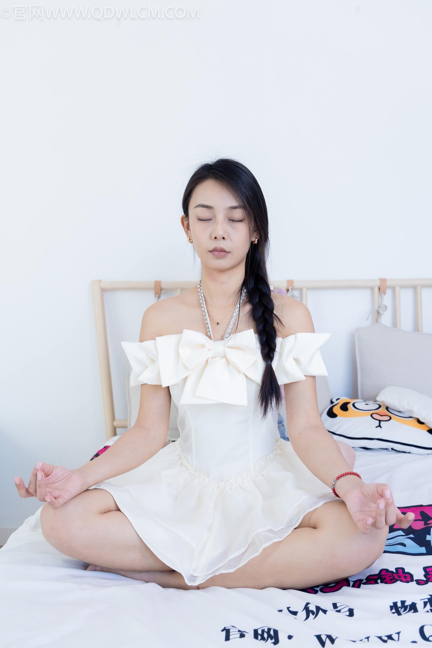 图片[51]-物恋传媒 NO.2259 菜菜&岚岚-平底鞋、高跟鞋、厚黑丝、薄白丝、裸足、运功疗伤剧情[170P] – 速更版-美库