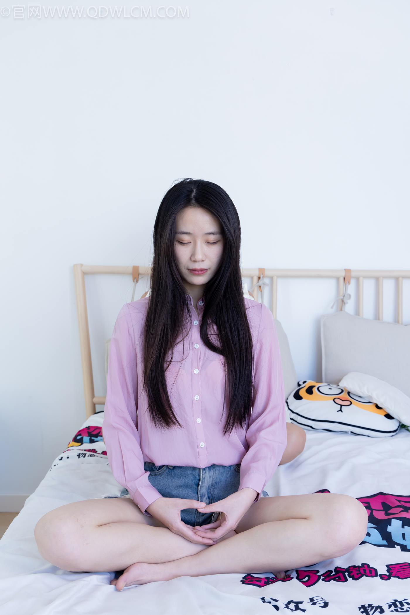 图片[78]-物恋传媒 NO.2259 菜菜&岚岚-平底鞋、高跟鞋、厚黑丝、薄白丝、裸足、运功疗伤剧情[170P] – 速更版-美库