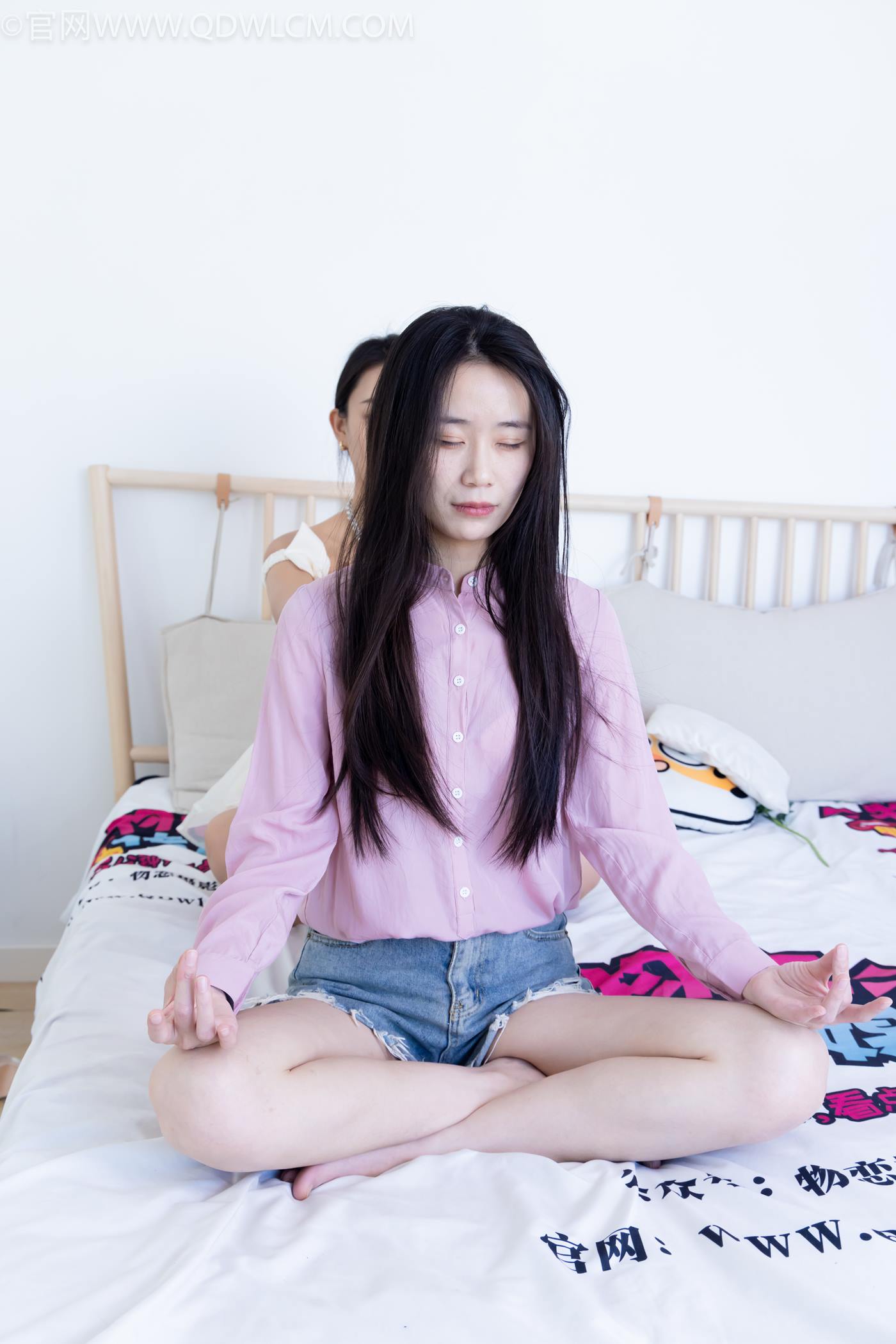 图片[91]-物恋传媒 NO.2259 菜菜&岚岚-平底鞋、高跟鞋、厚黑丝、薄白丝、裸足、运功疗伤剧情[170P] – 速更版-美库