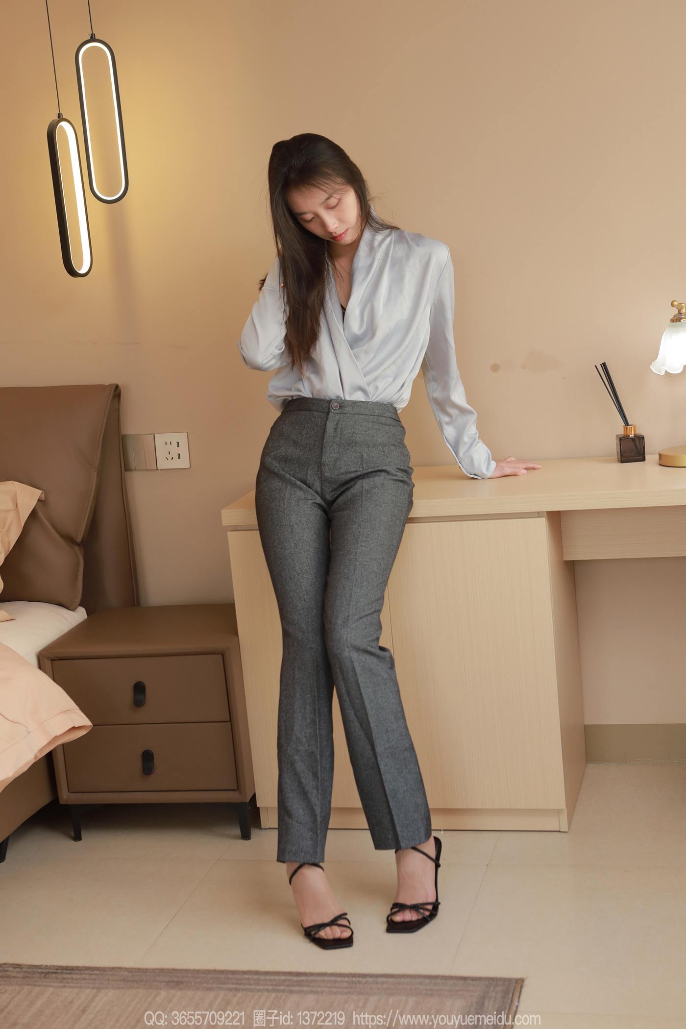 图片[33]-[IESS异思趣向] 2025.02.10 丝享家1973：小九《裤里丝（上）》[45P] – 速更版-美库