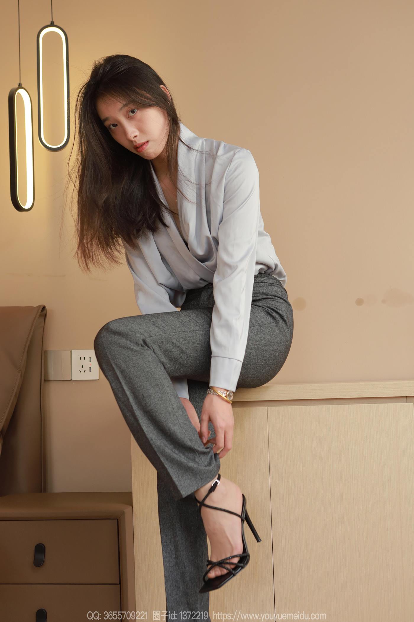 图片[44]-[IESS异思趣向] 2025.02.10 丝享家1973：小九《裤里丝（上）》[45P] – 速更版-美库