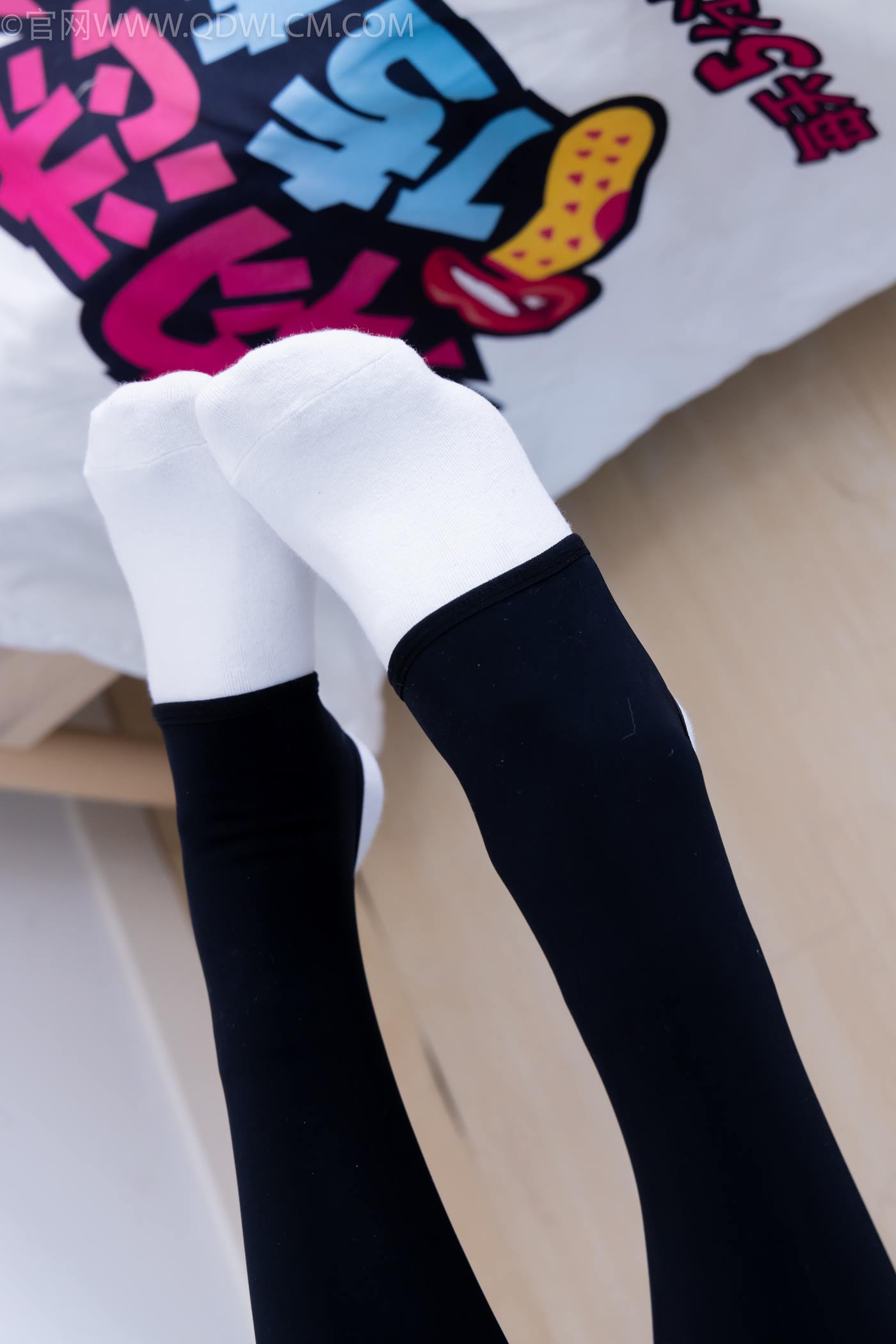 图片[24]-物恋传媒 NO.2260 茯苓-板鞋、黑色踩脚裤、白棉袜[110P] – 速更版-美库