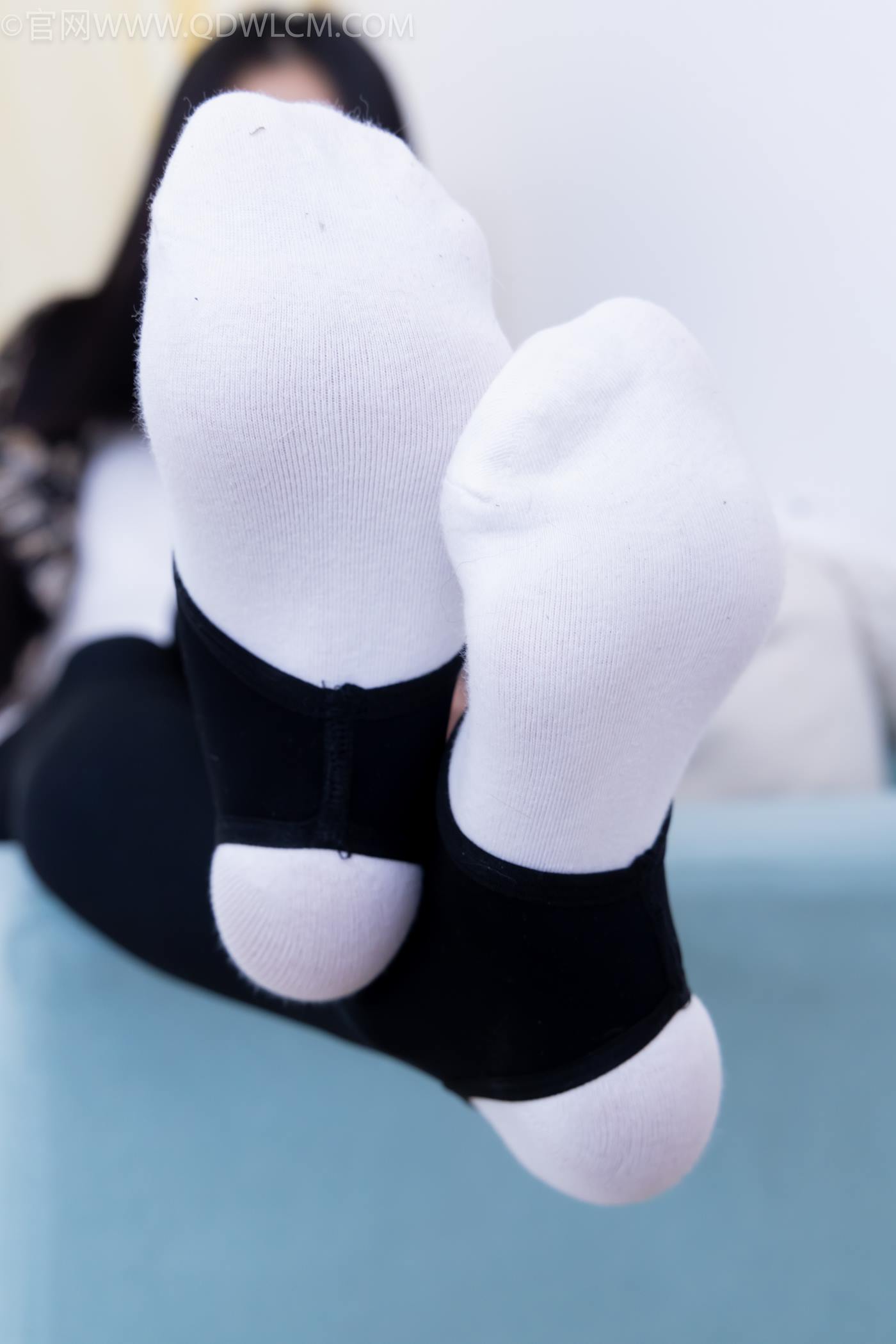 图片[25]-物恋传媒 NO.2260 茯苓-板鞋、黑色踩脚裤、白棉袜[110P] – 速更版-美库
