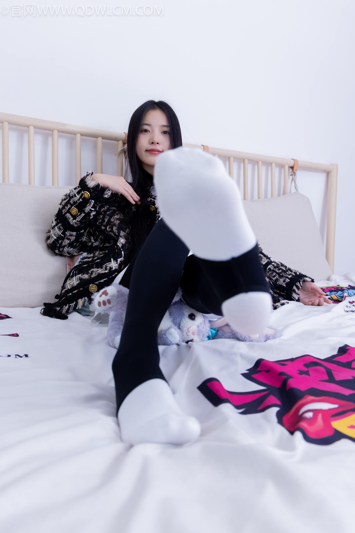 图片[43]-物恋传媒 NO.2260 茯苓-板鞋、黑色踩脚裤、白棉袜[110P] – 速更版-美库