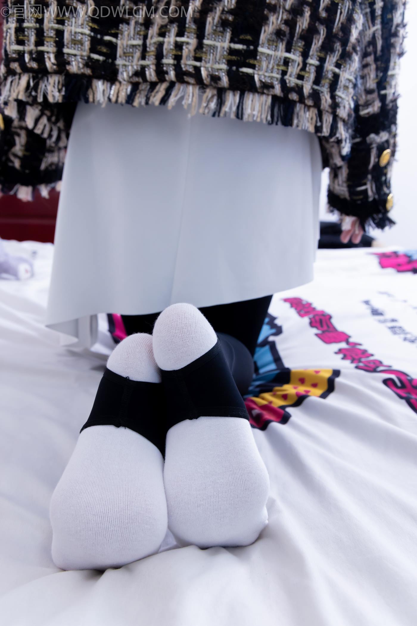 图片[51]-物恋传媒 NO.2260 茯苓-板鞋、黑色踩脚裤、白棉袜[110P] – 速更版-美库