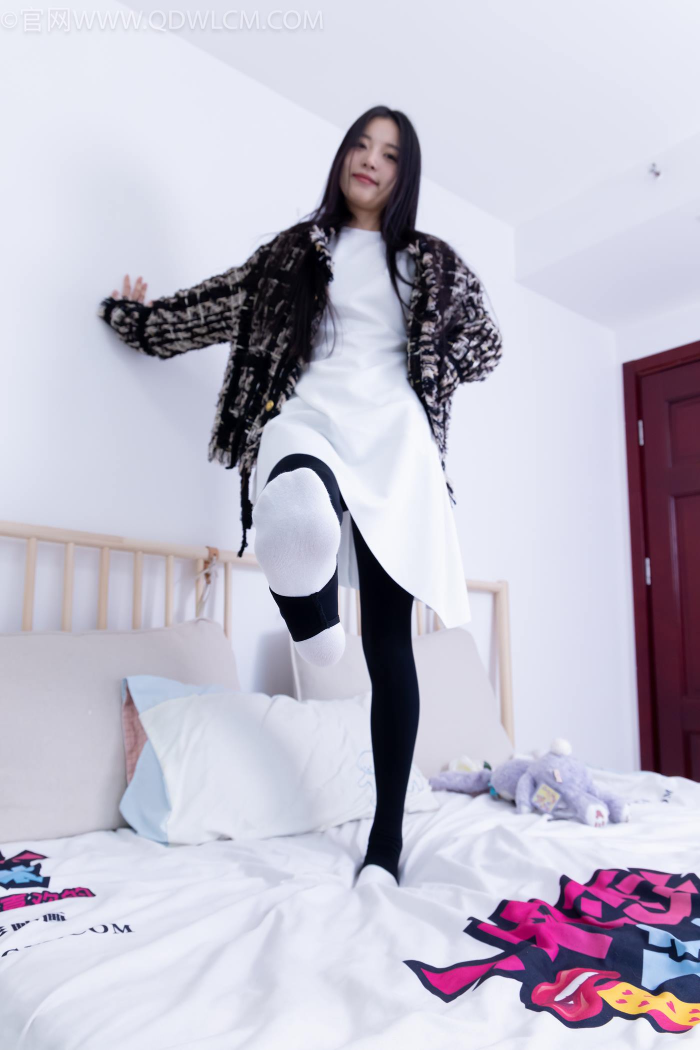 图片[54]-物恋传媒 NO.2260 茯苓-板鞋、黑色踩脚裤、白棉袜[110P] – 速更版-美库