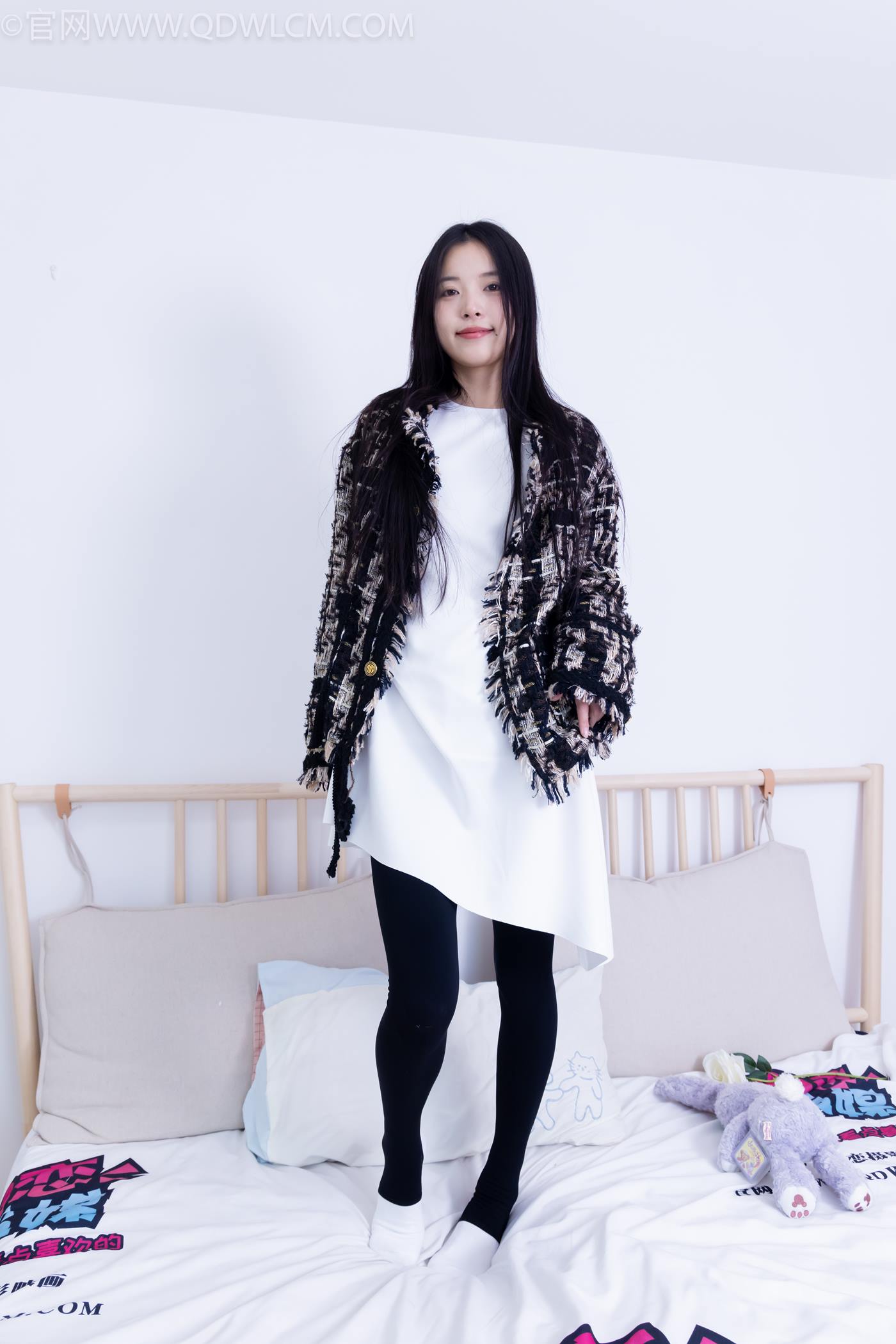 图片[55]-物恋传媒 NO.2260 茯苓-板鞋、黑色踩脚裤、白棉袜[110P] – 速更版-美库